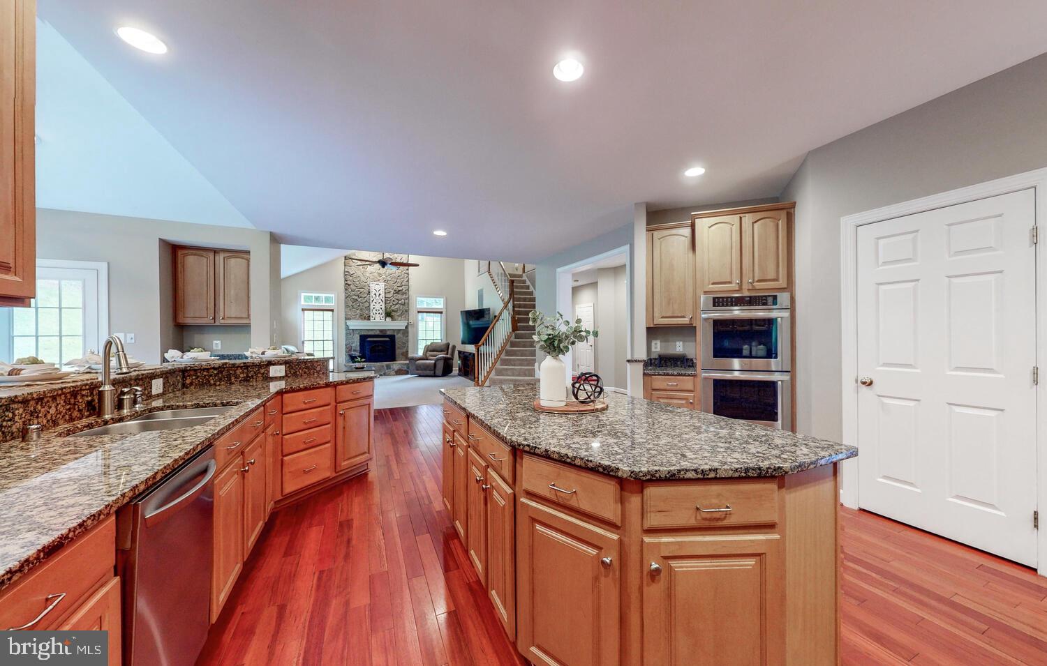 CAMERON RUN - Residential