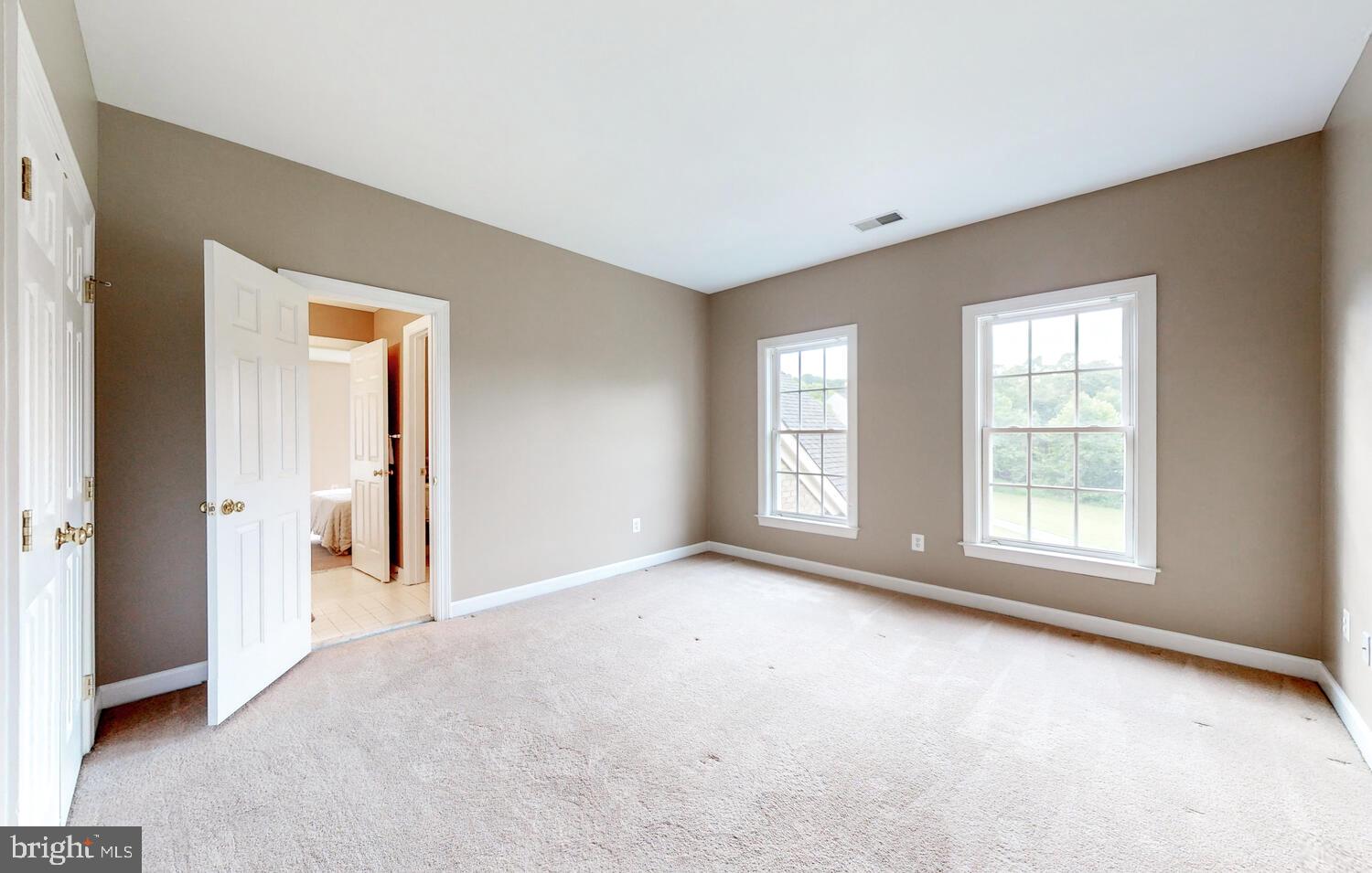 CAMERON RUN - Residential