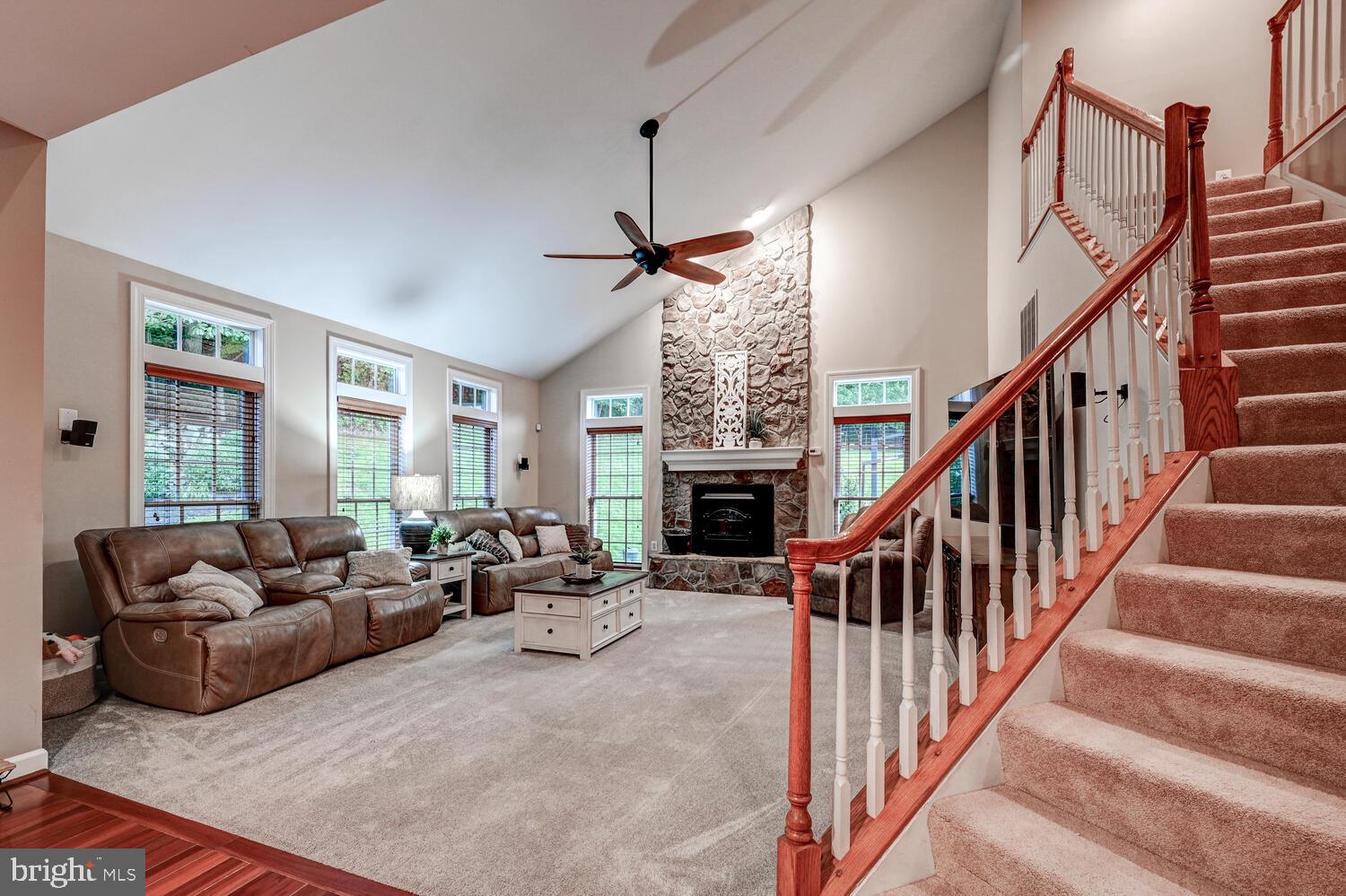 CAMERON RUN - Residential