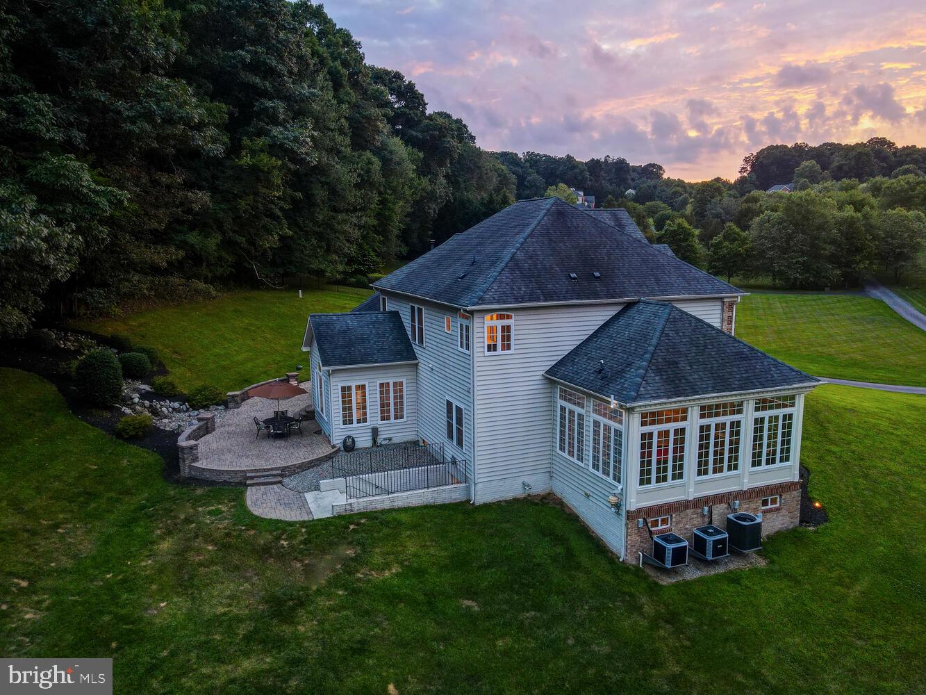 CAMERON RUN - Residential