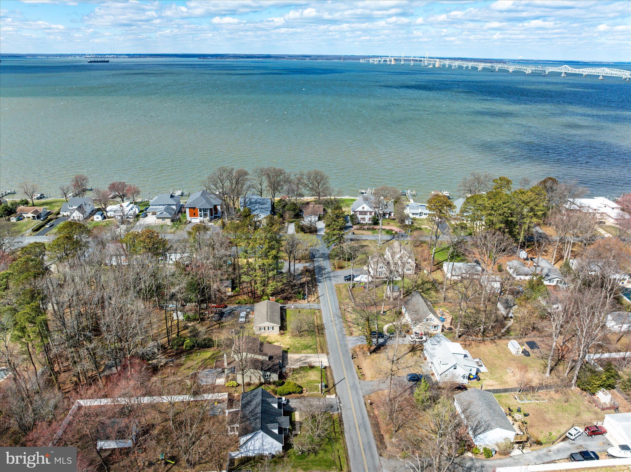 BAY CITY - Residential