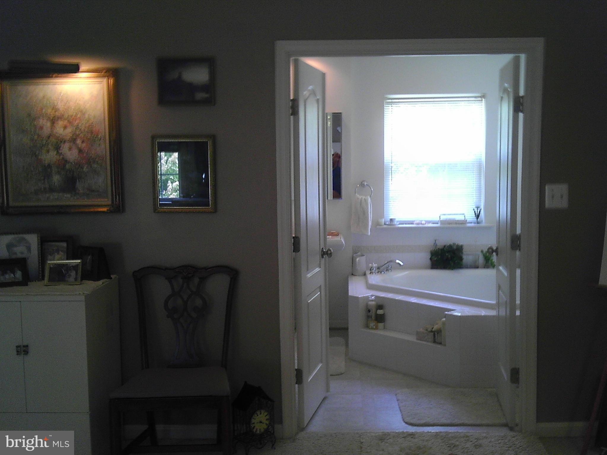 COVE POINT WOODS - Residential