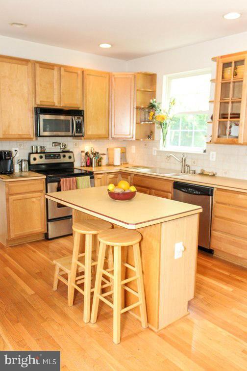 COVE POINT WOODS - Residential