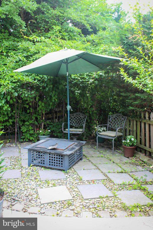 COVE POINT WOODS - Residential