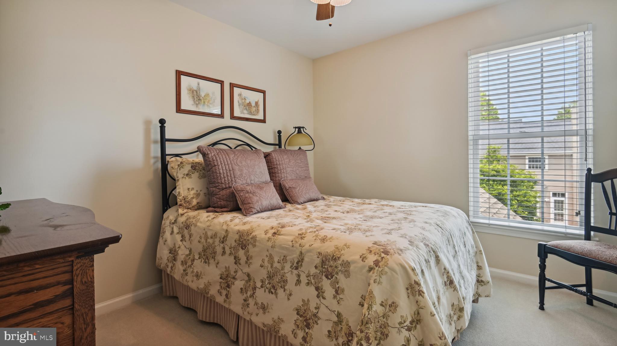 POTOMAC LAKES - Residential