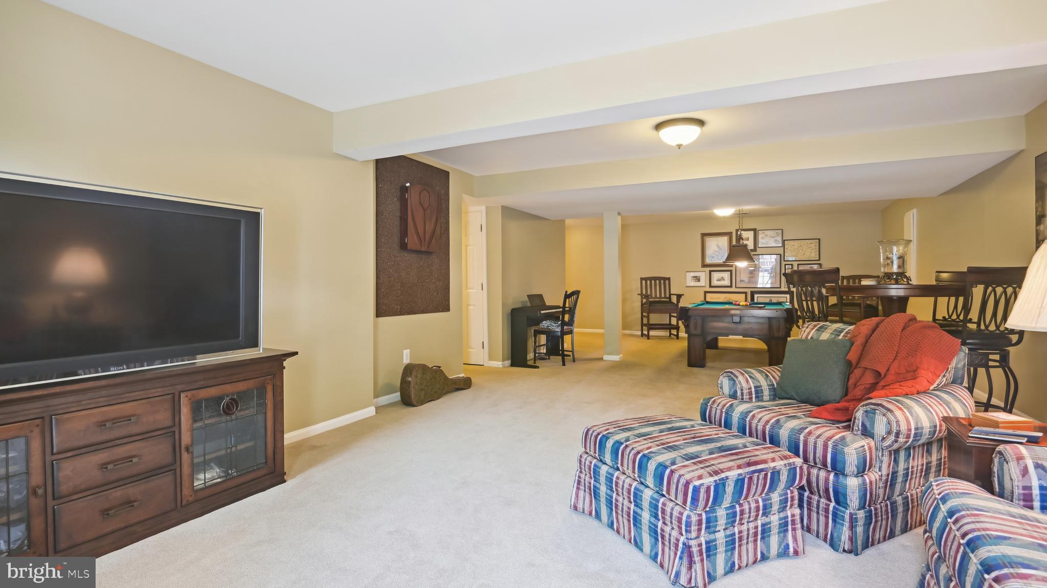 POTOMAC LAKES - Residential