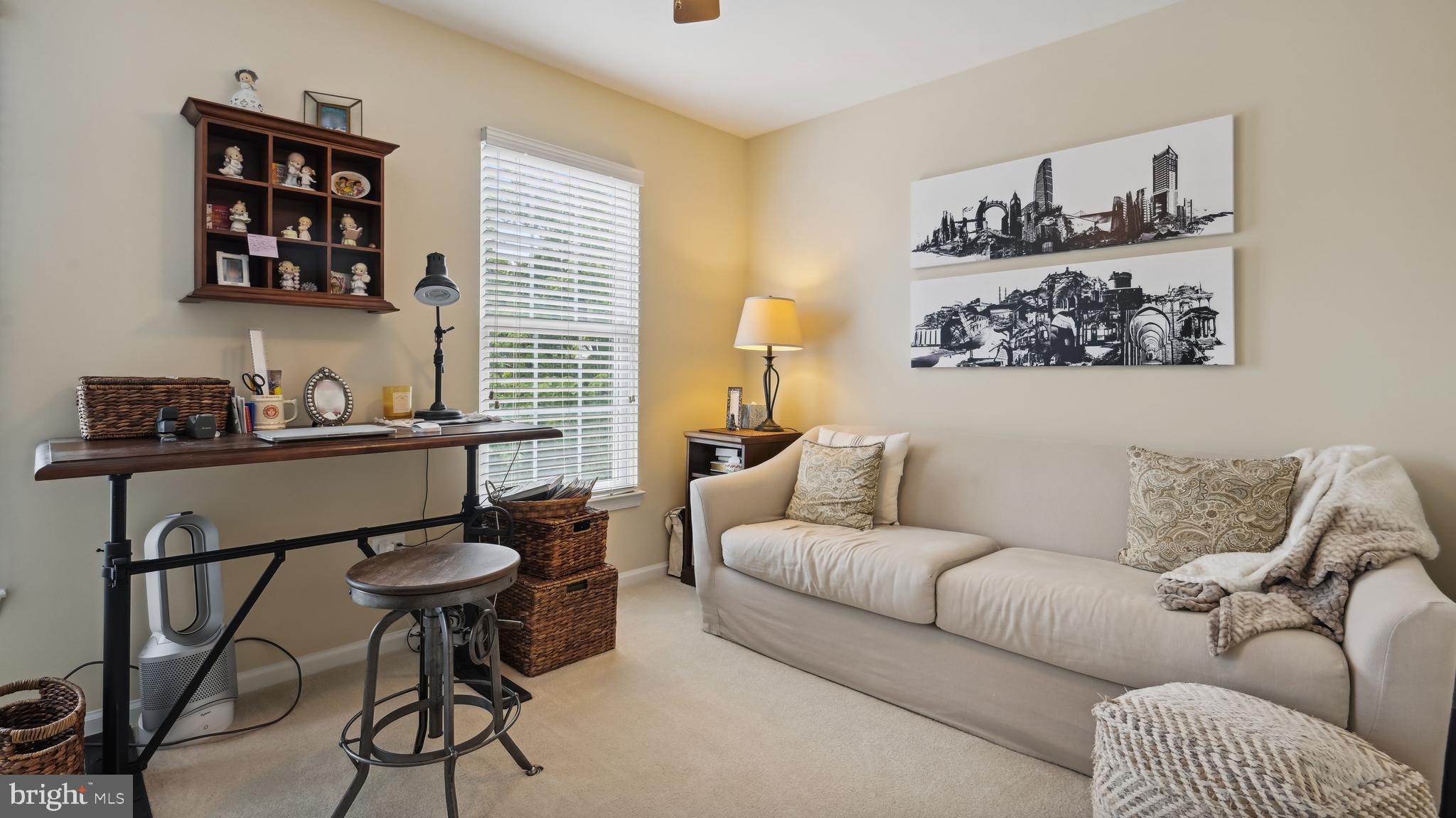 POTOMAC LAKES - Residential