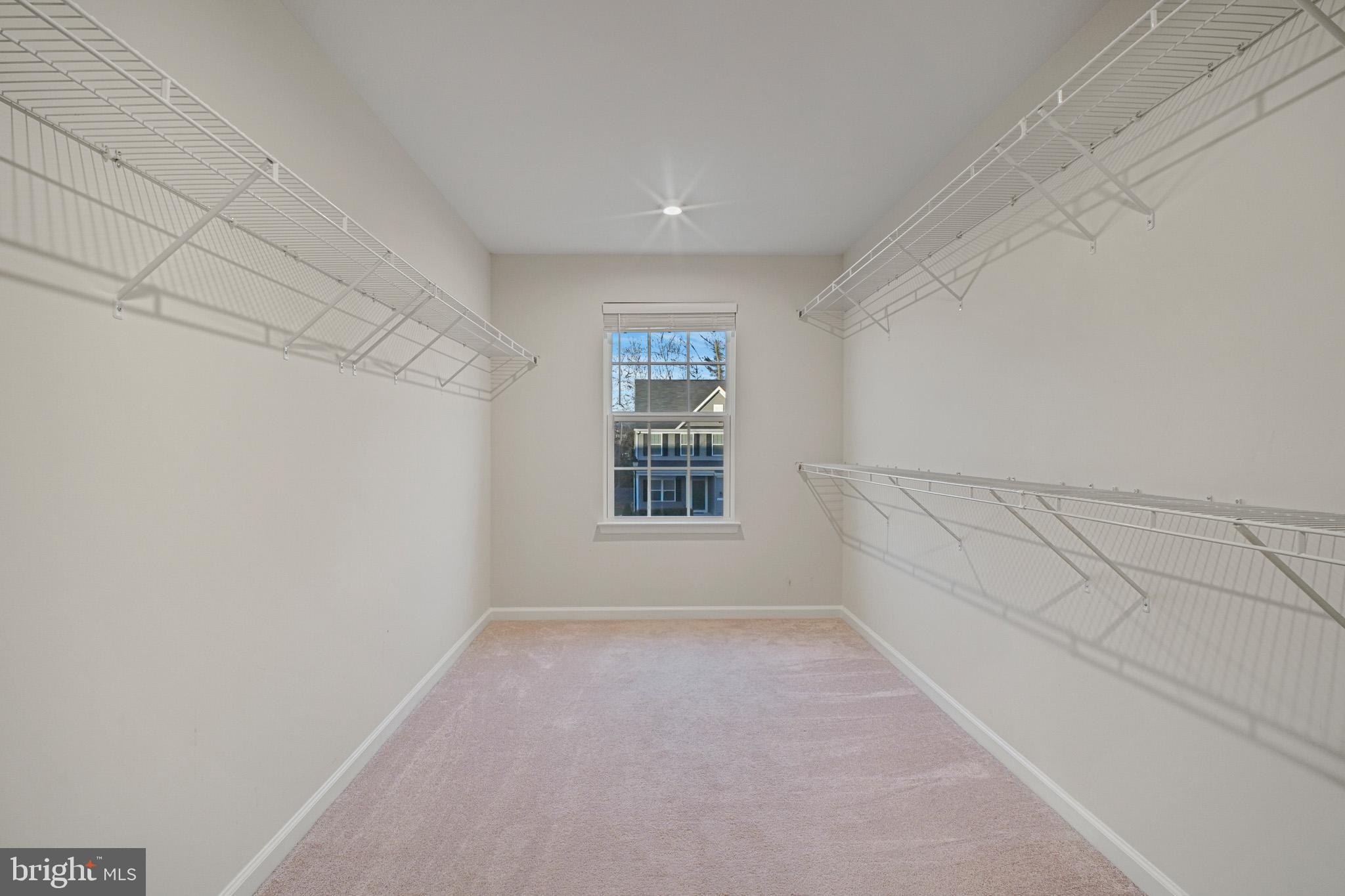 COURTHOUSE MANOR - Residential