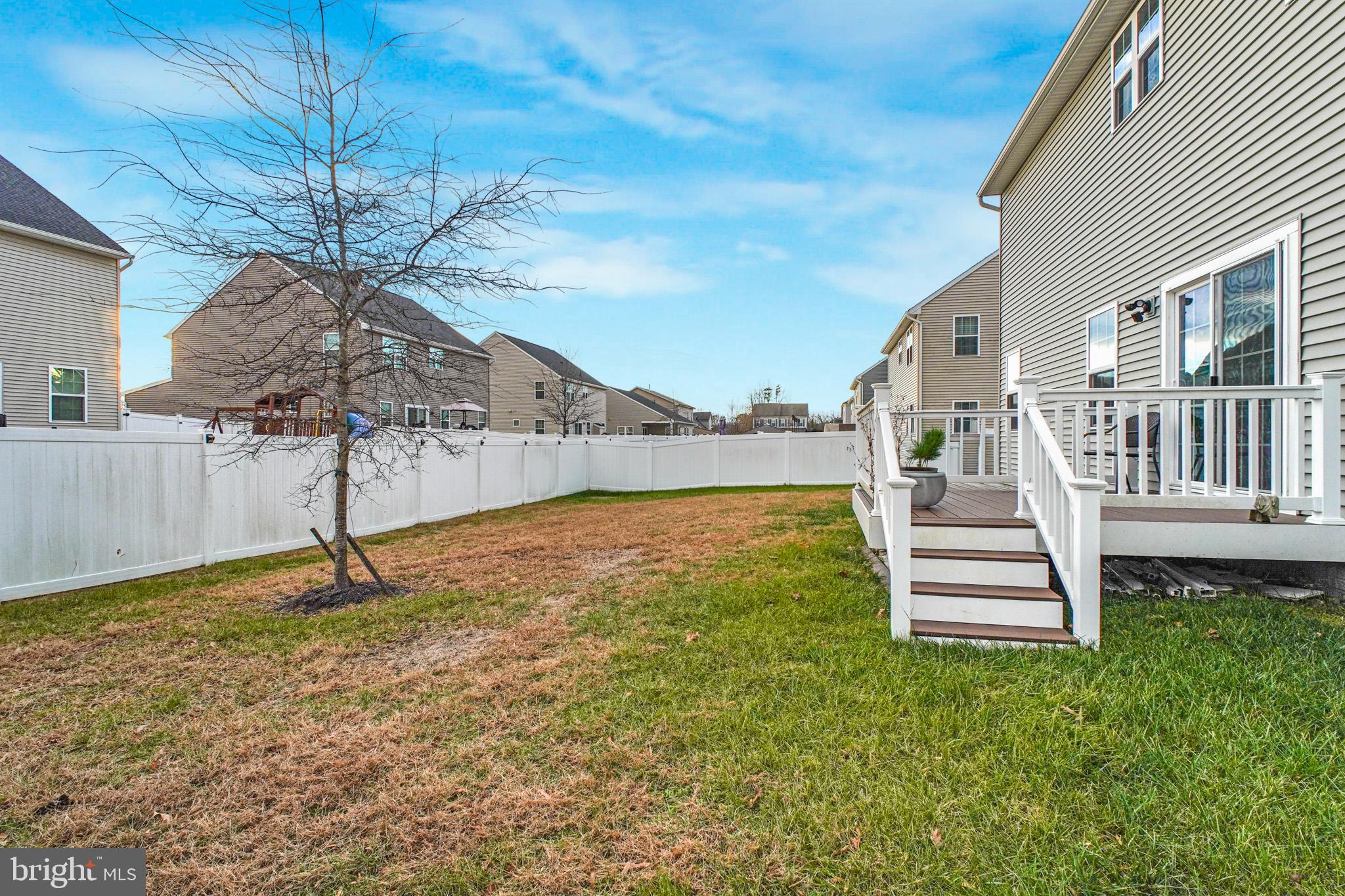 COURTHOUSE MANOR - Residential