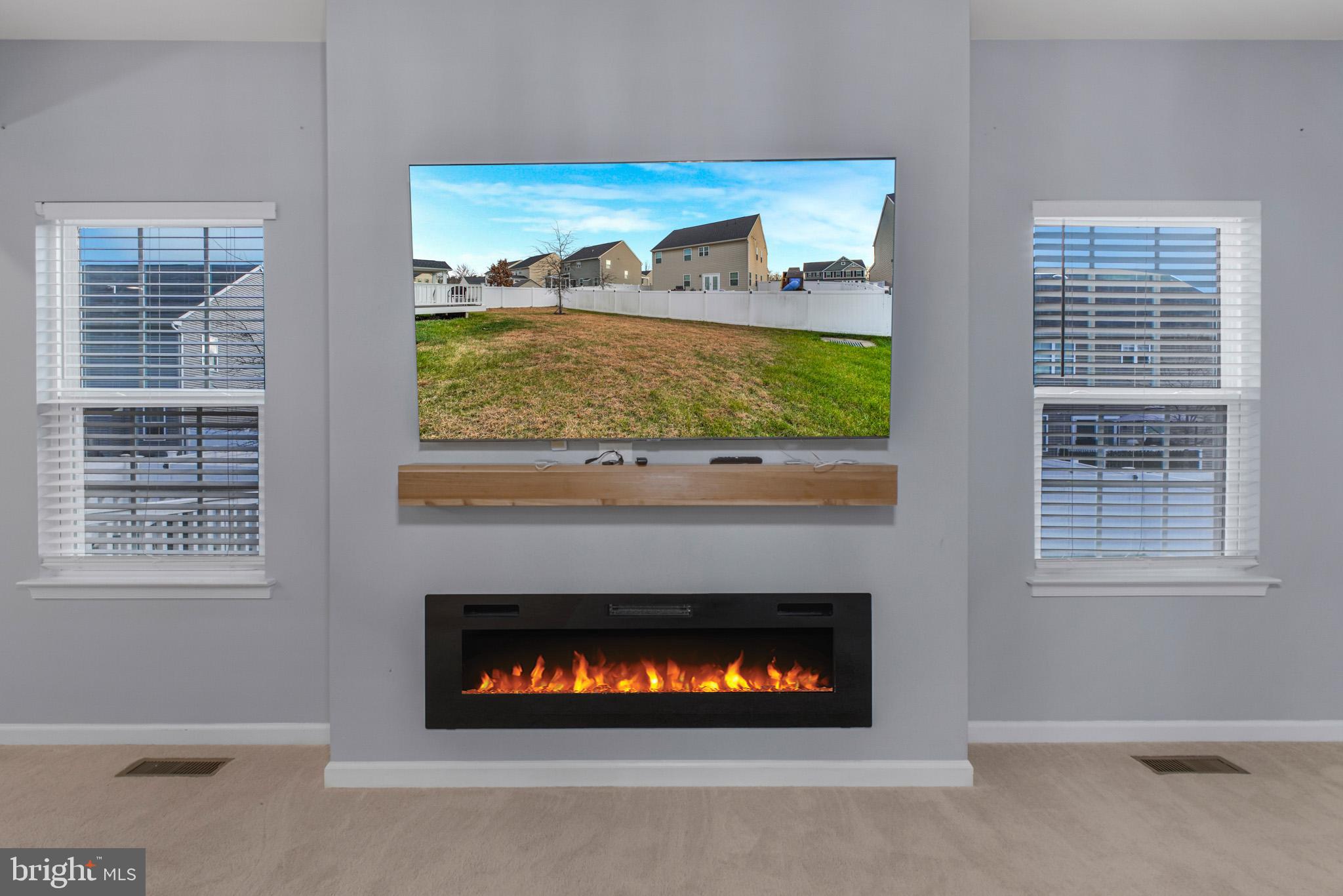 COURTHOUSE MANOR - Residential