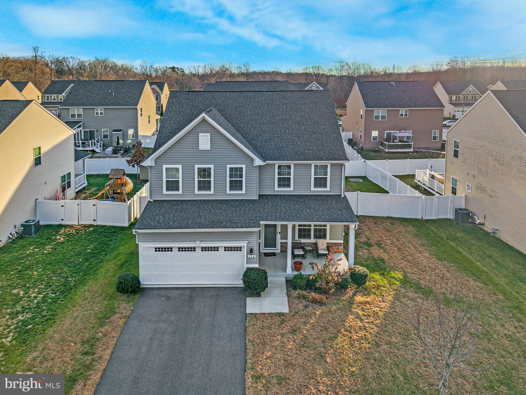 COURTHOUSE MANOR - Residential