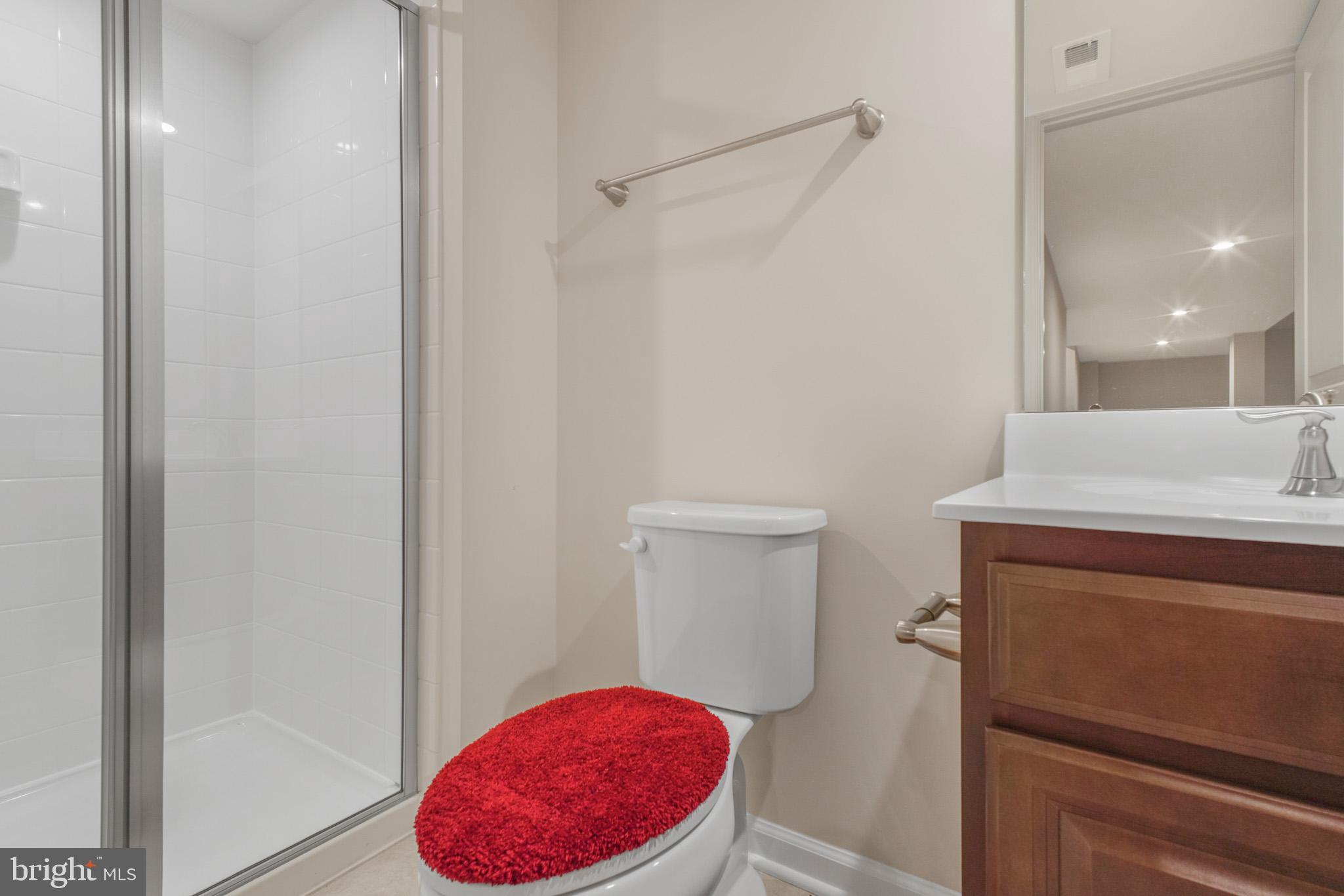 COURTHOUSE MANOR - Residential