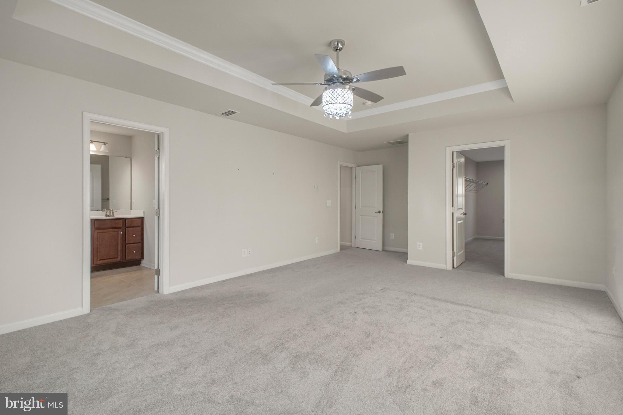 COURTHOUSE MANOR - Residential