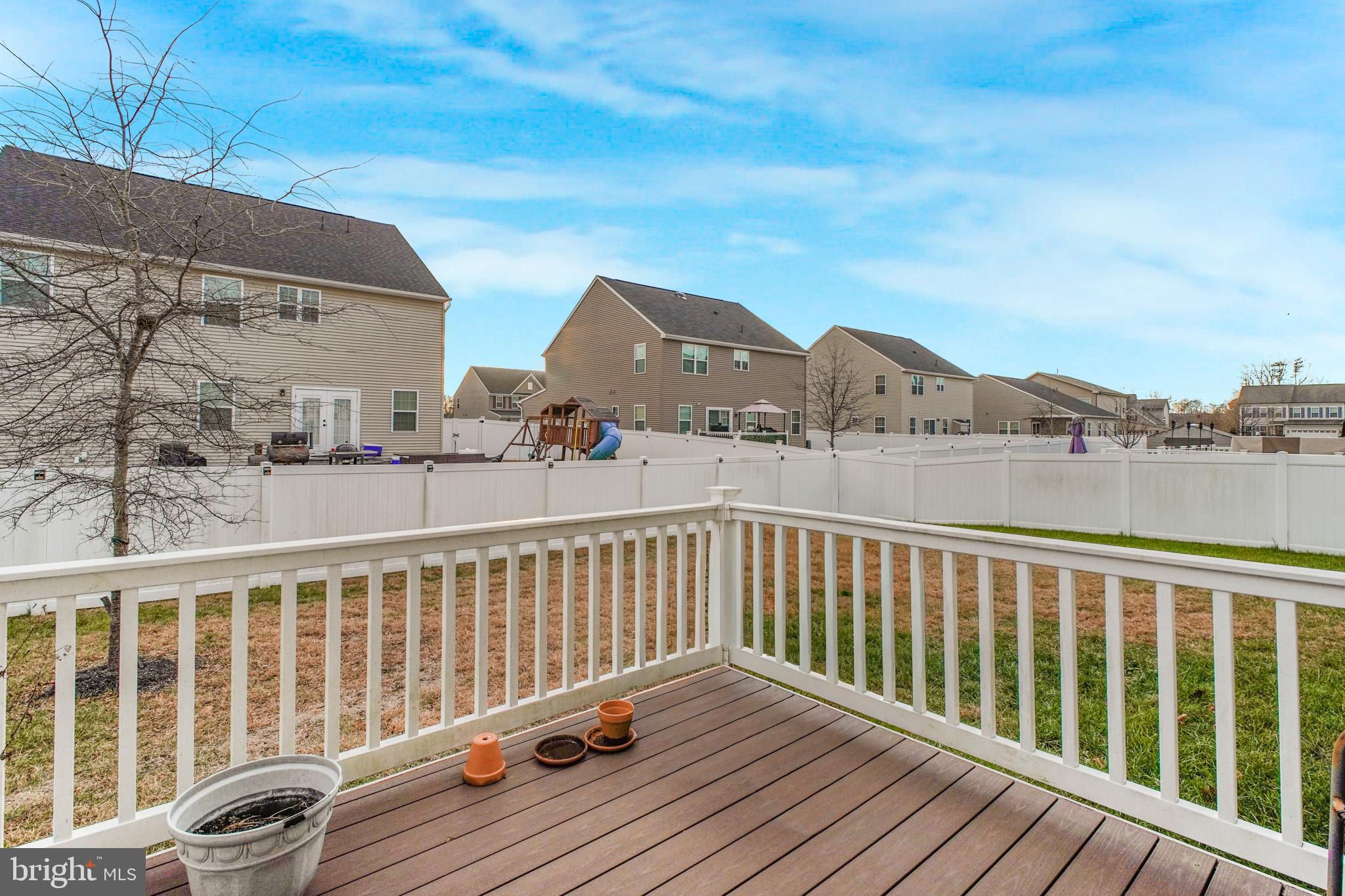 COURTHOUSE MANOR - Residential