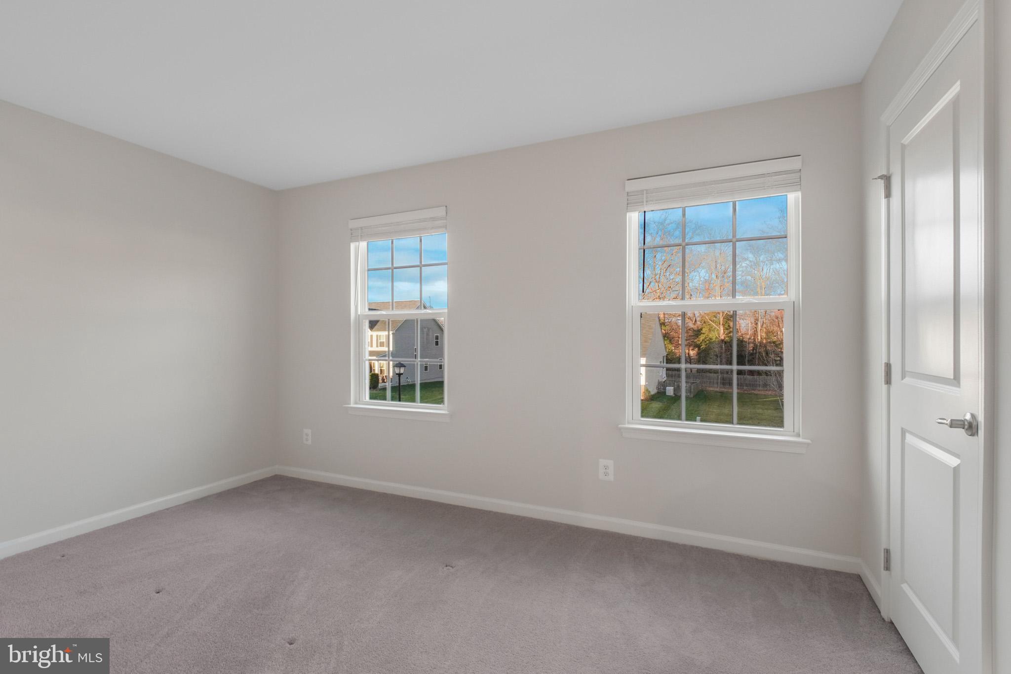 COURTHOUSE MANOR - Residential