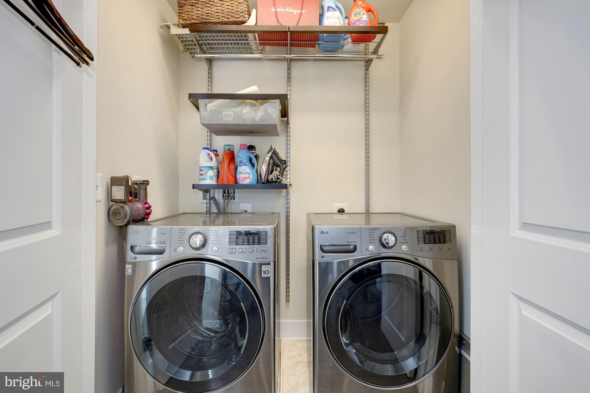 POTOMAC  YARDS - Residential Lease