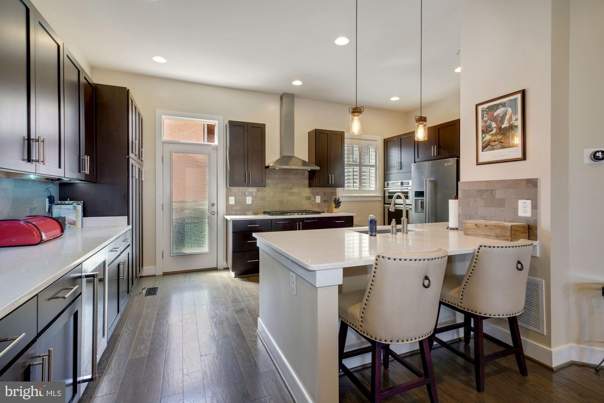 POTOMAC  YARDS - Residential Lease