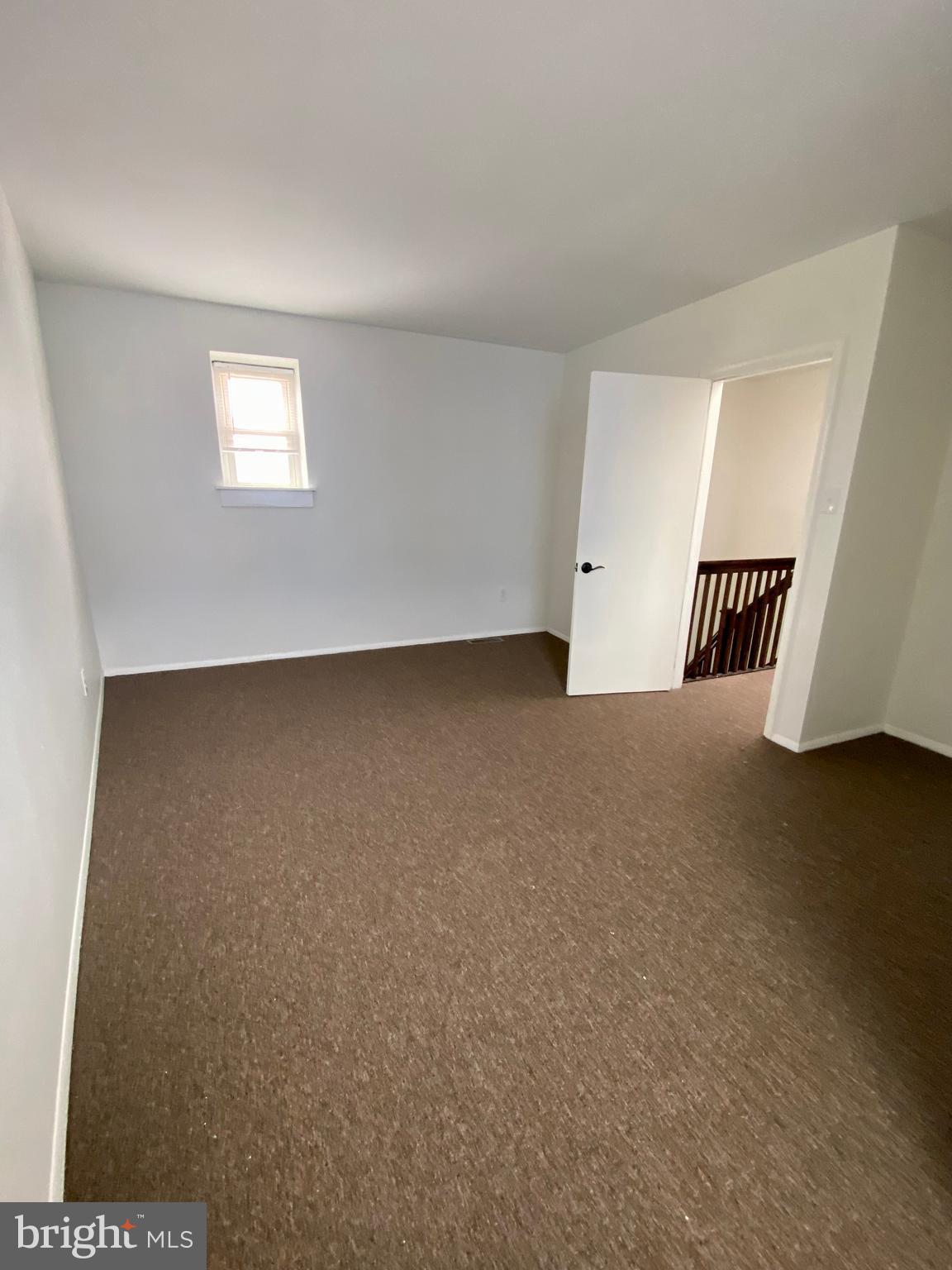 QUEEN VILLAGE - Residential Lease