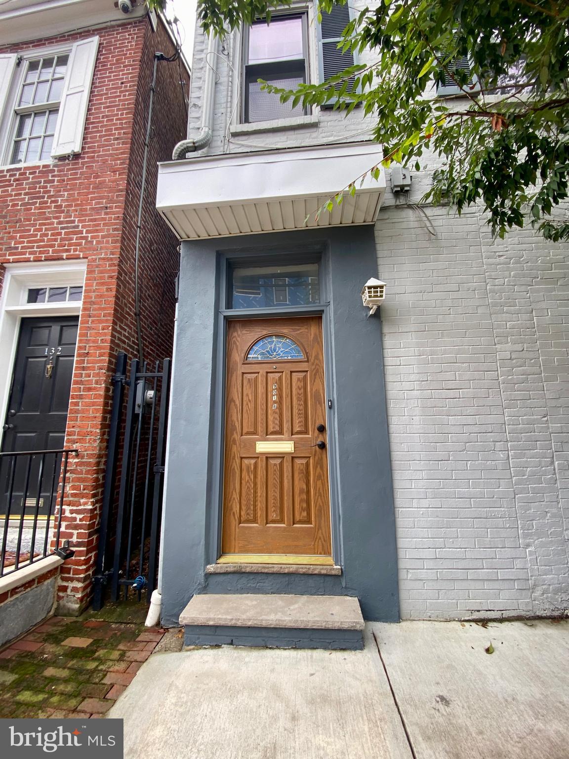 QUEEN VILLAGE - Residential Lease