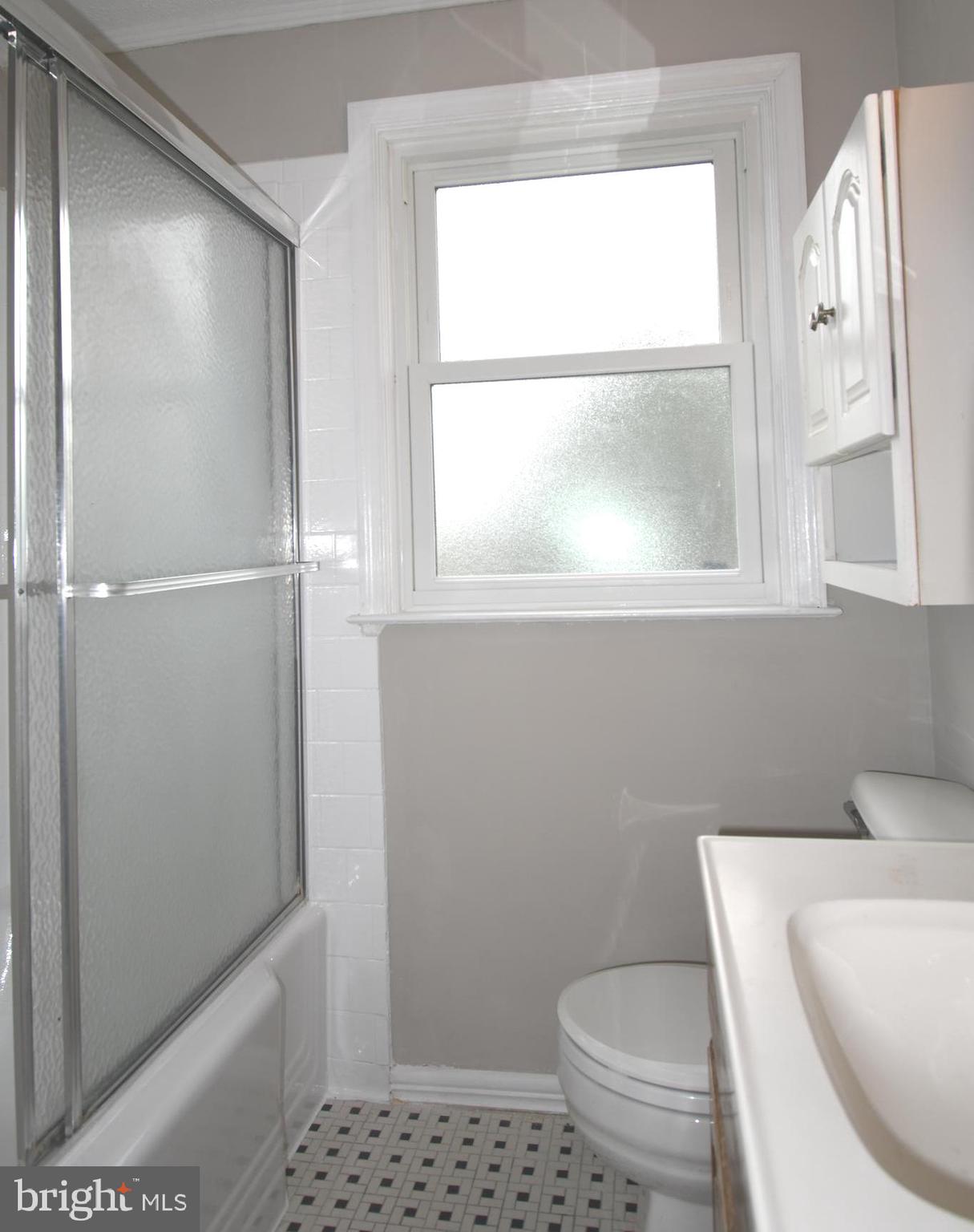 EDMONSON HEIGHTS - Residential Lease