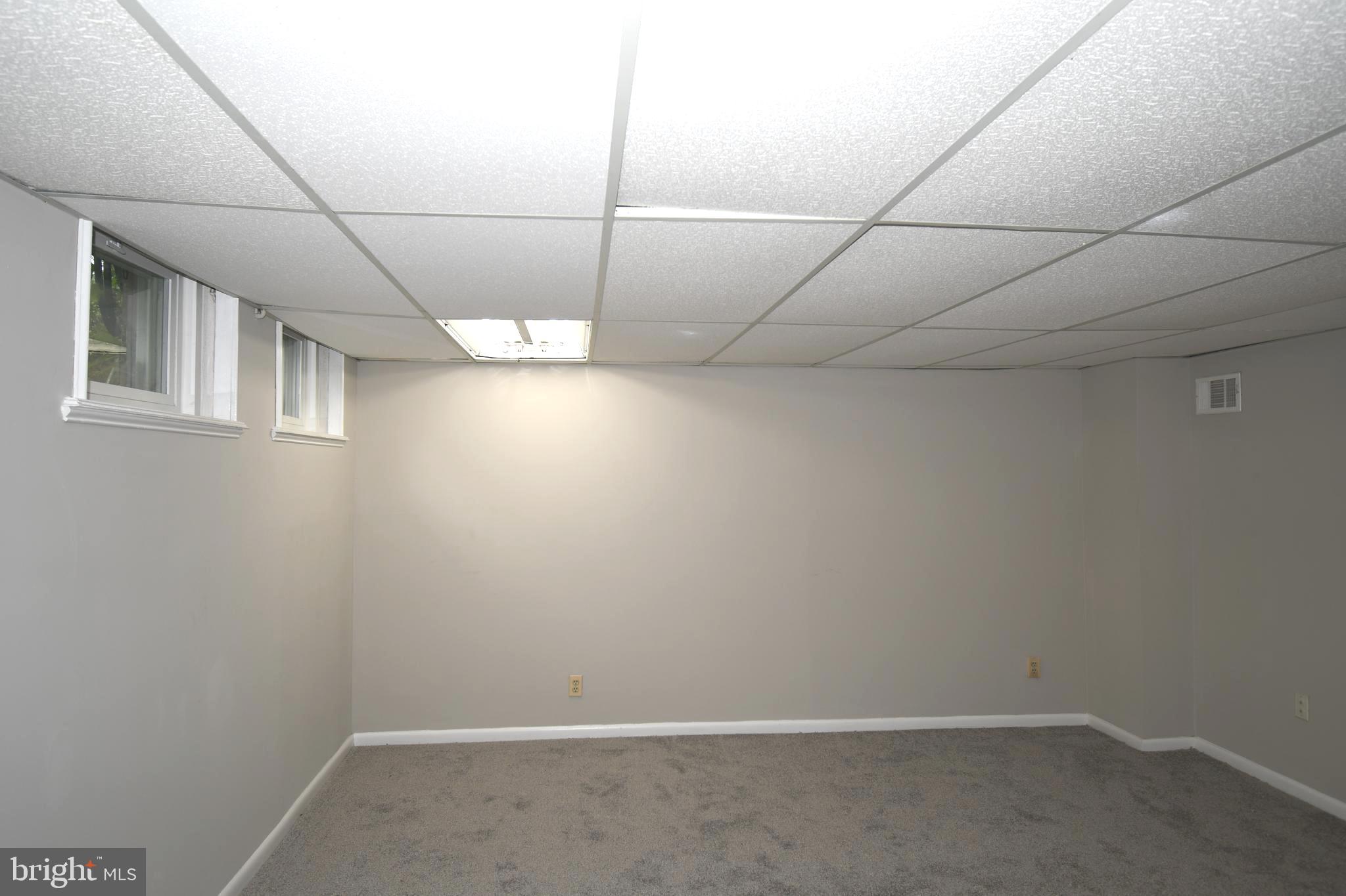 EDMONSON HEIGHTS - Residential Lease