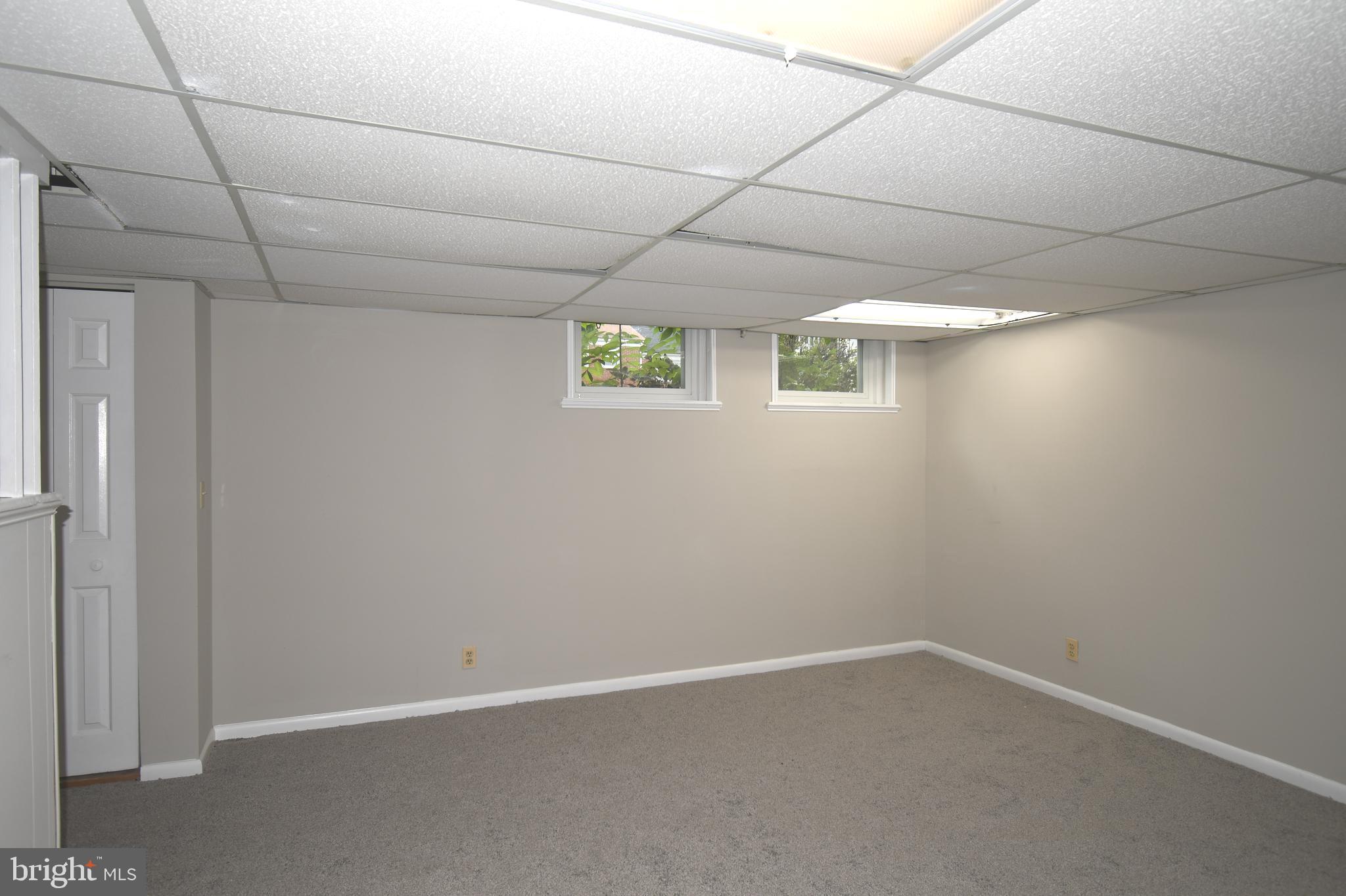 EDMONSON HEIGHTS - Residential Lease