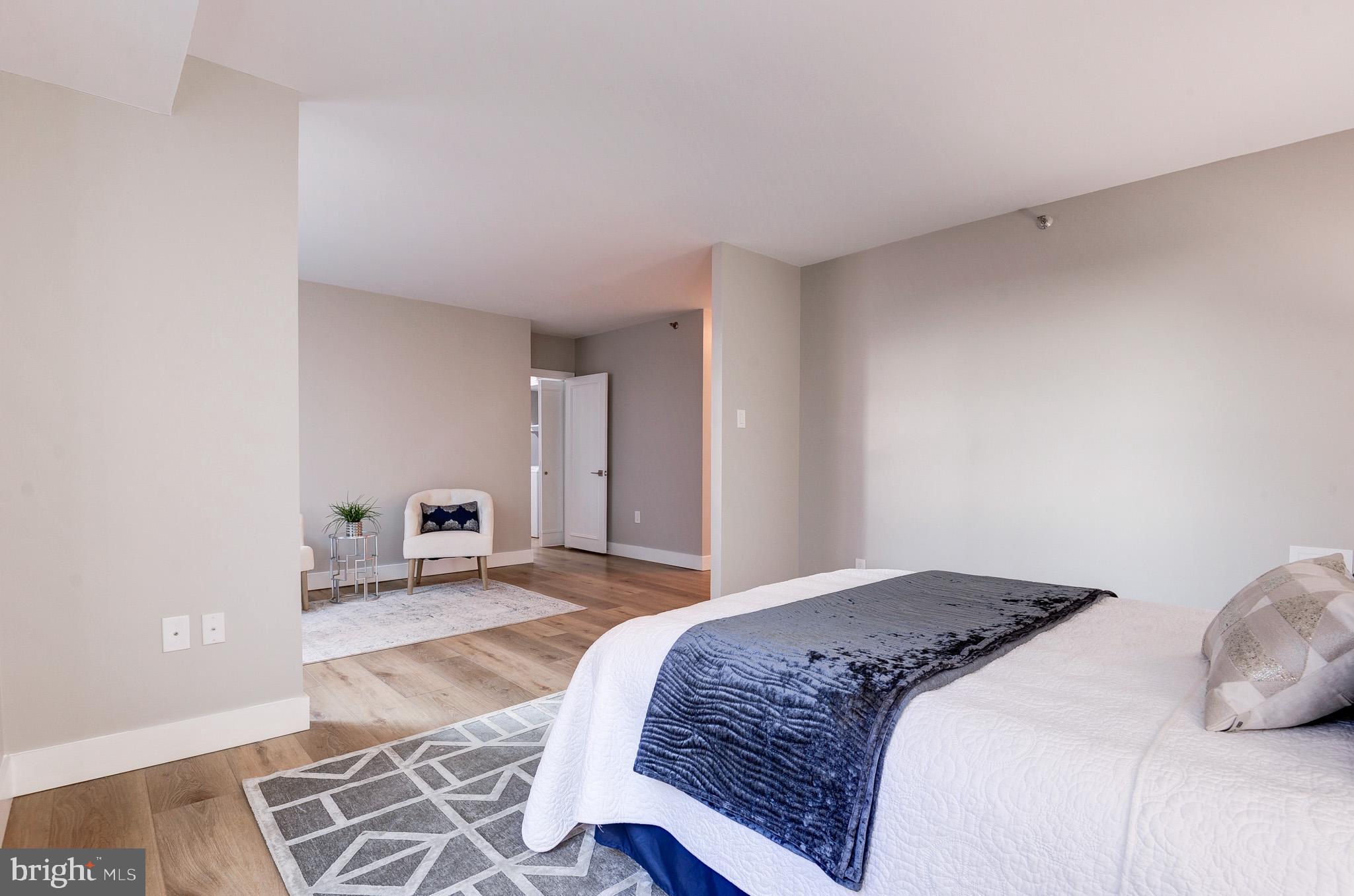 THE CARLETON OF CHEVY CHASE - Residential Lease