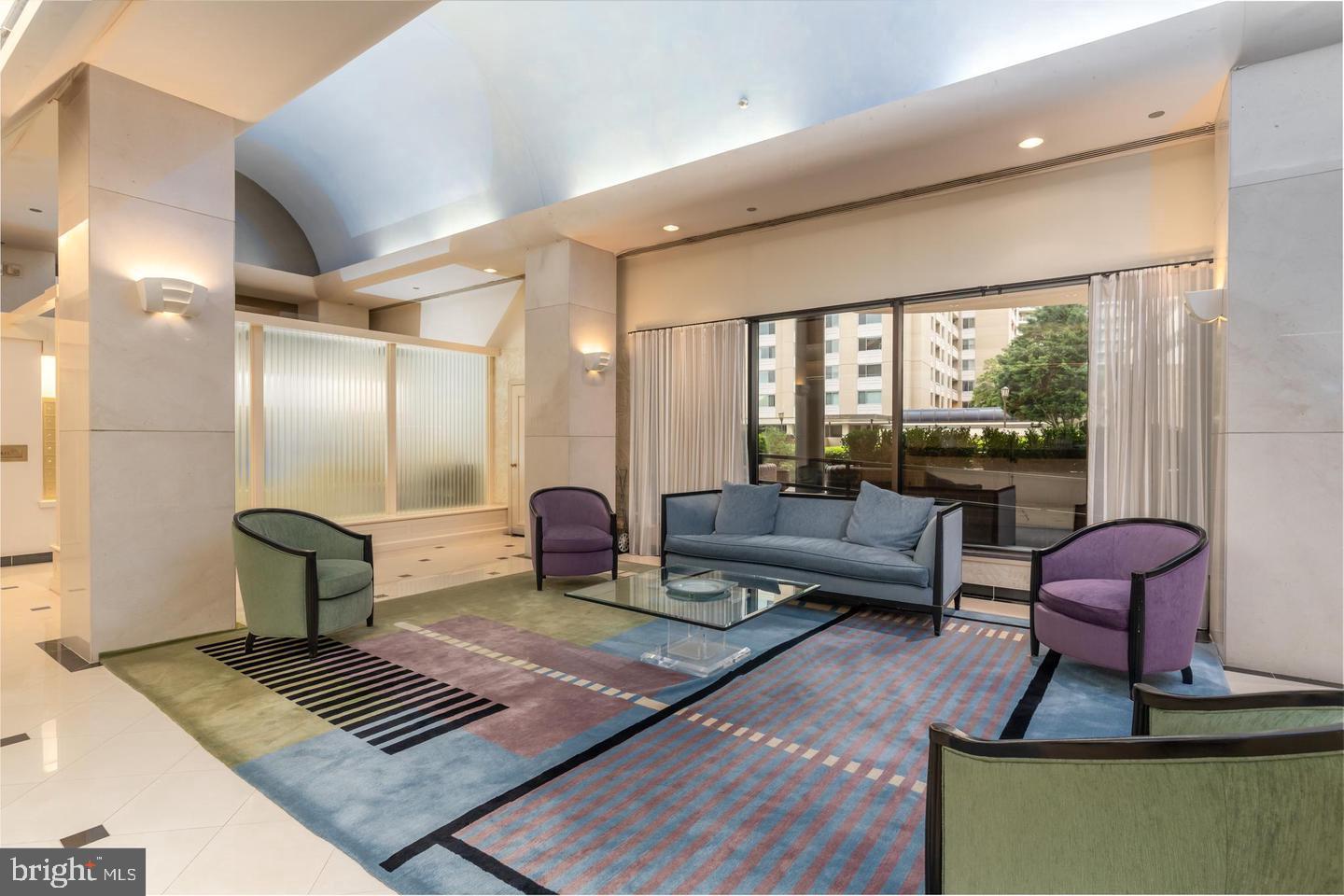 THE CARLETON OF CHEVY CHASE - Residential Lease