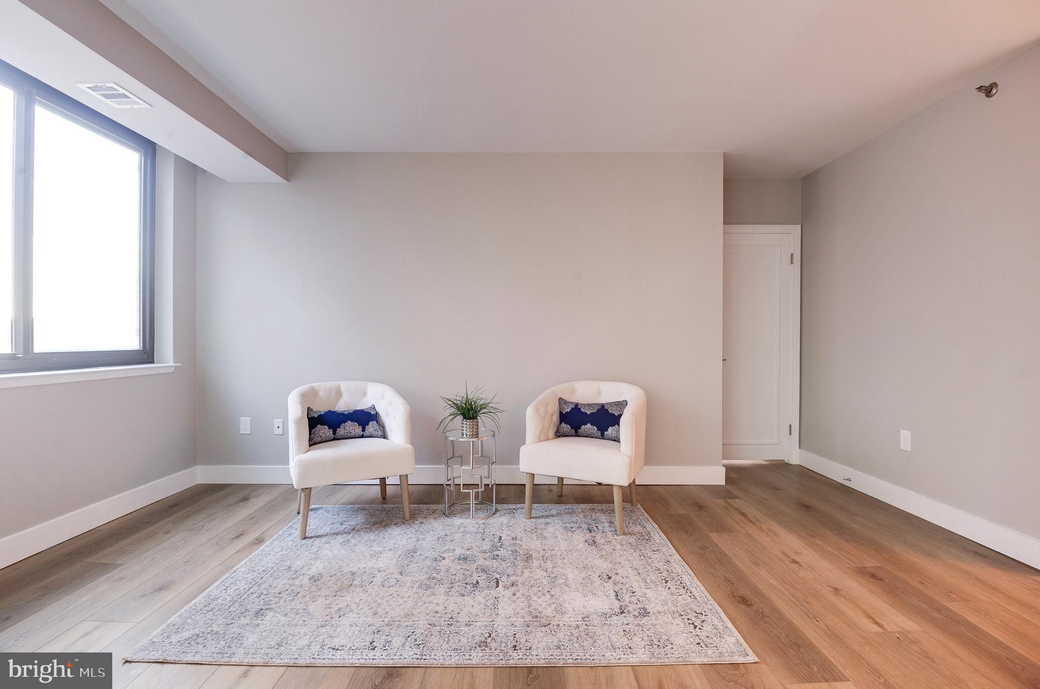 THE CARLETON OF CHEVY CHASE - Residential Lease