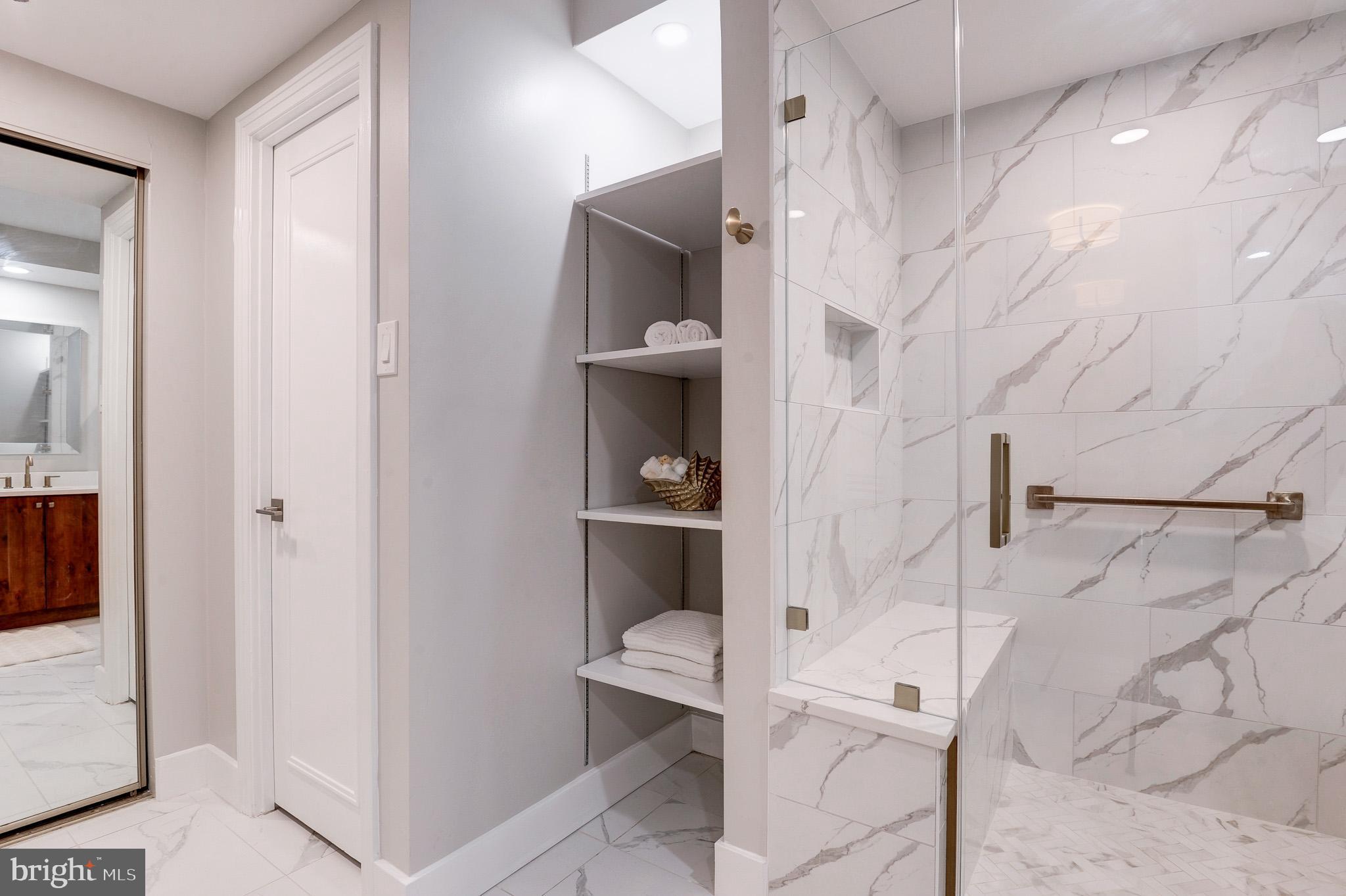 THE CARLETON OF CHEVY CHASE - Residential Lease