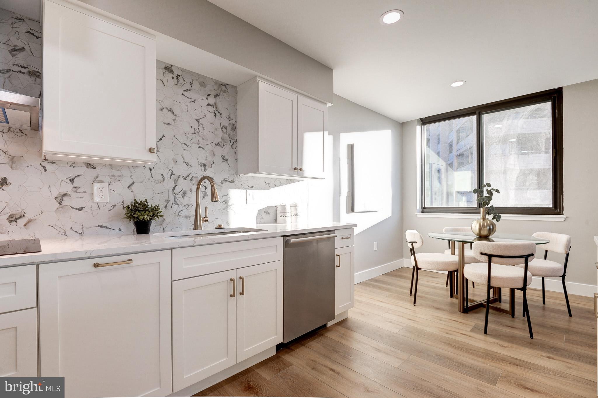 THE CARLETON OF CHEVY CHASE - Residential Lease