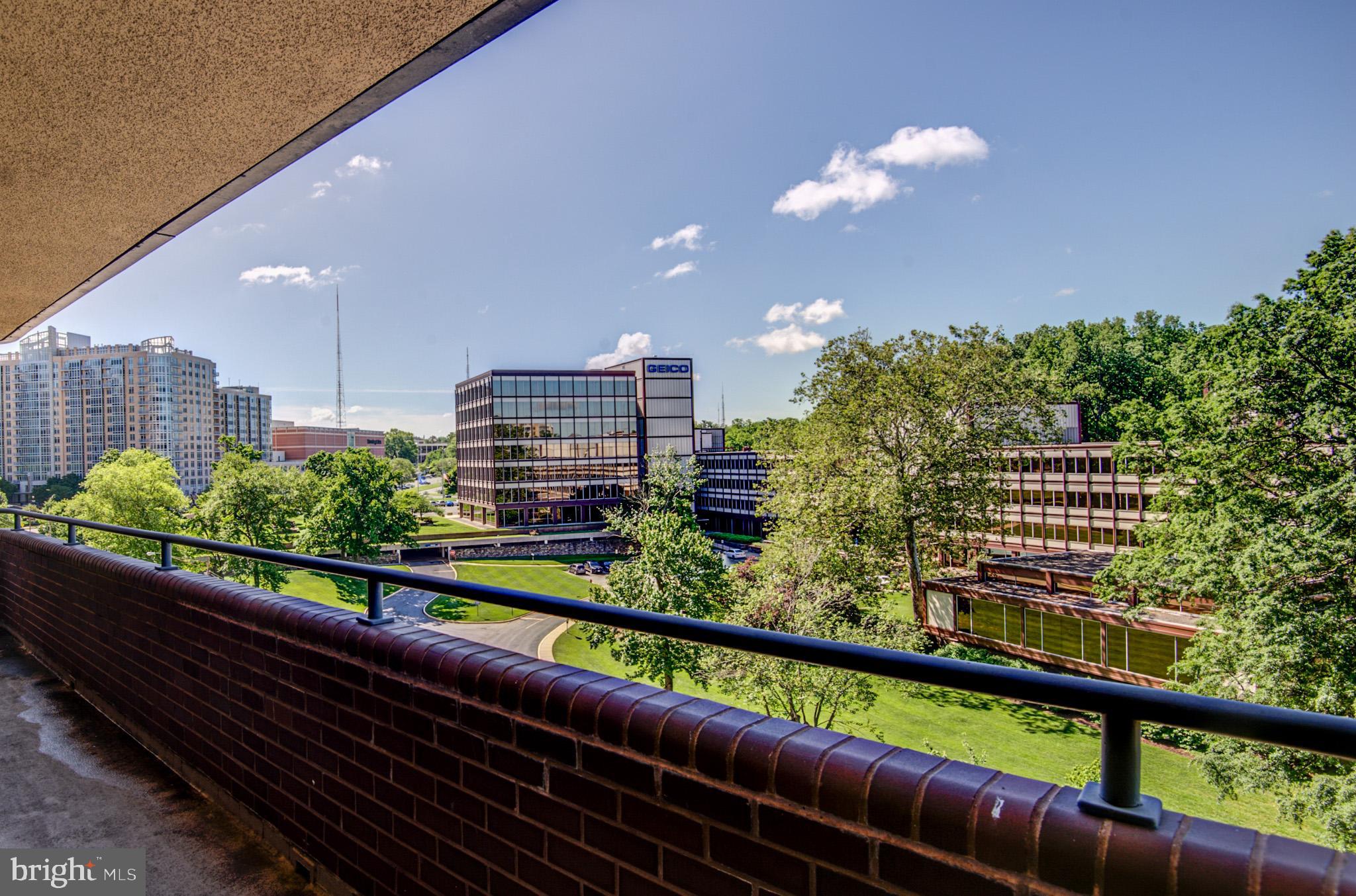 THE CARLETON OF CHEVY CHASE - Residential Lease