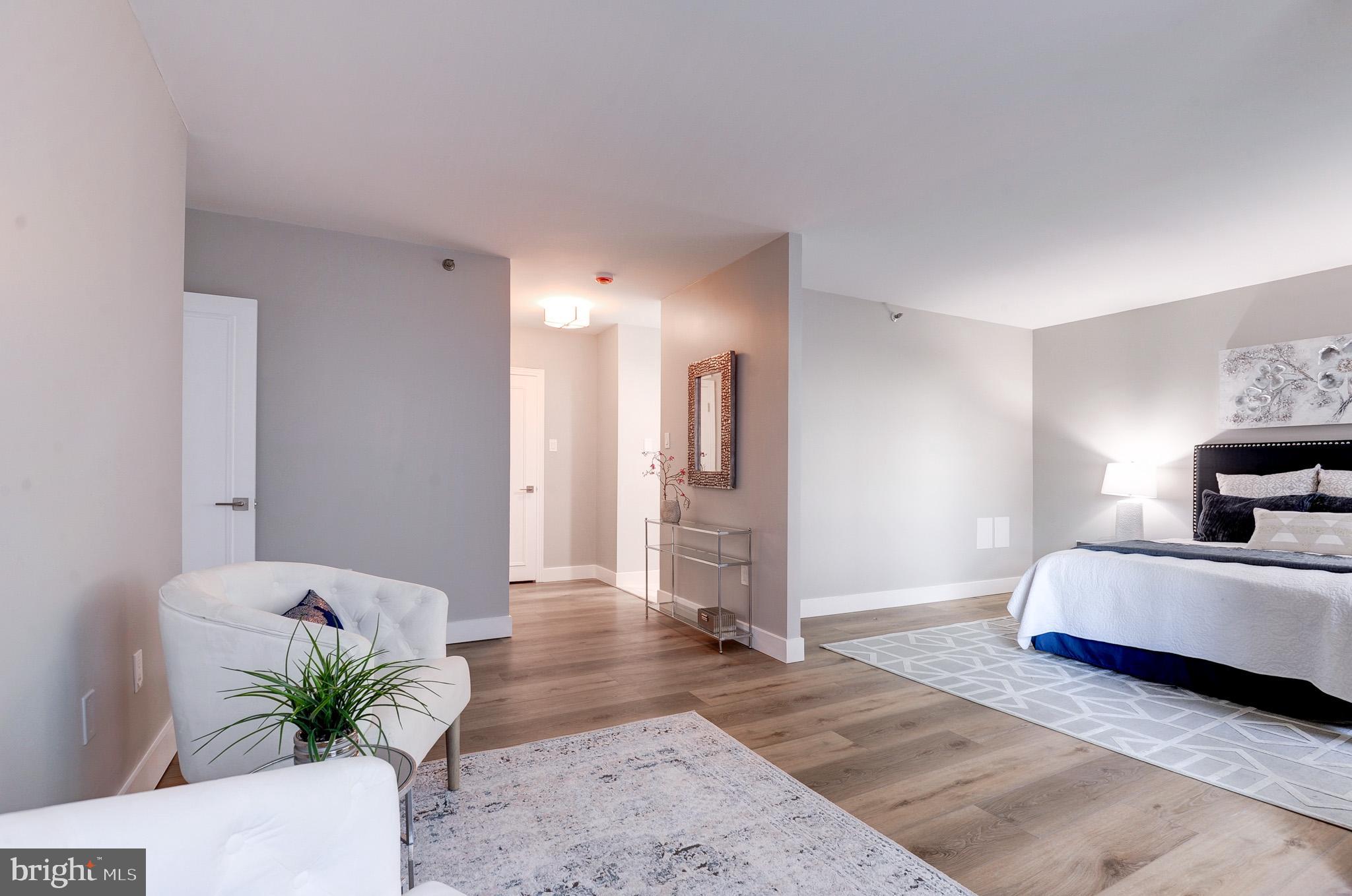 THE CARLETON OF CHEVY CHASE - Residential Lease