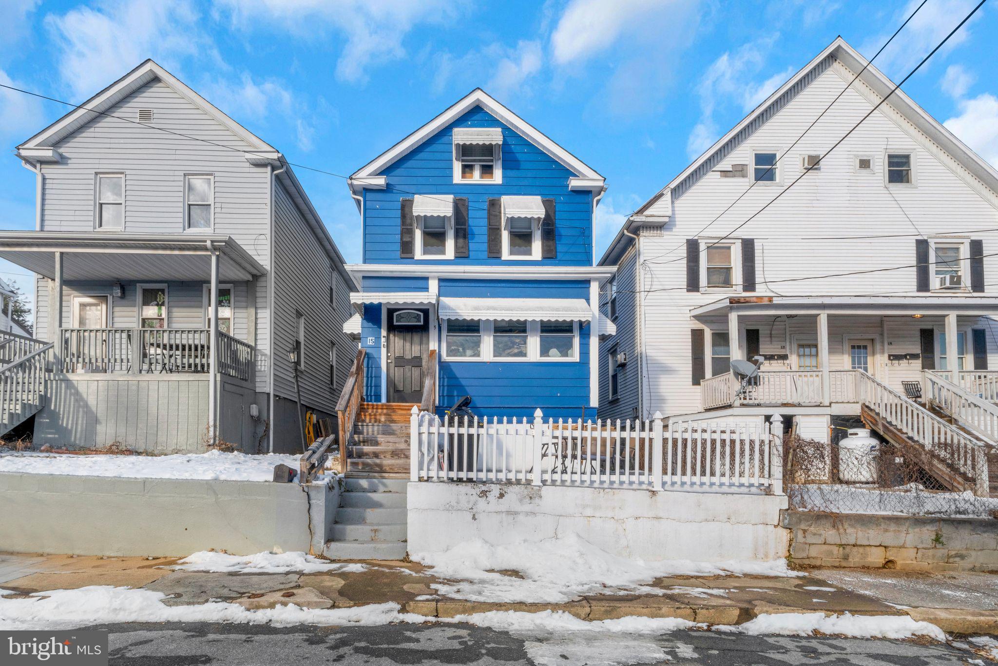 BRUNSWICK - Residential