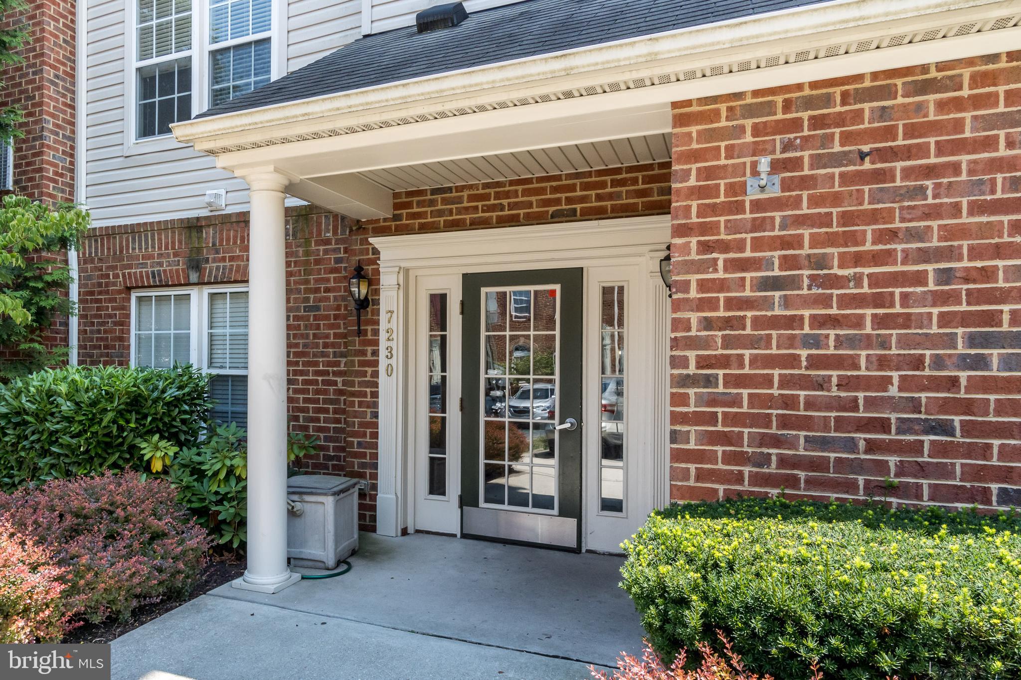 ELKRIDGE CROSSING - Residential