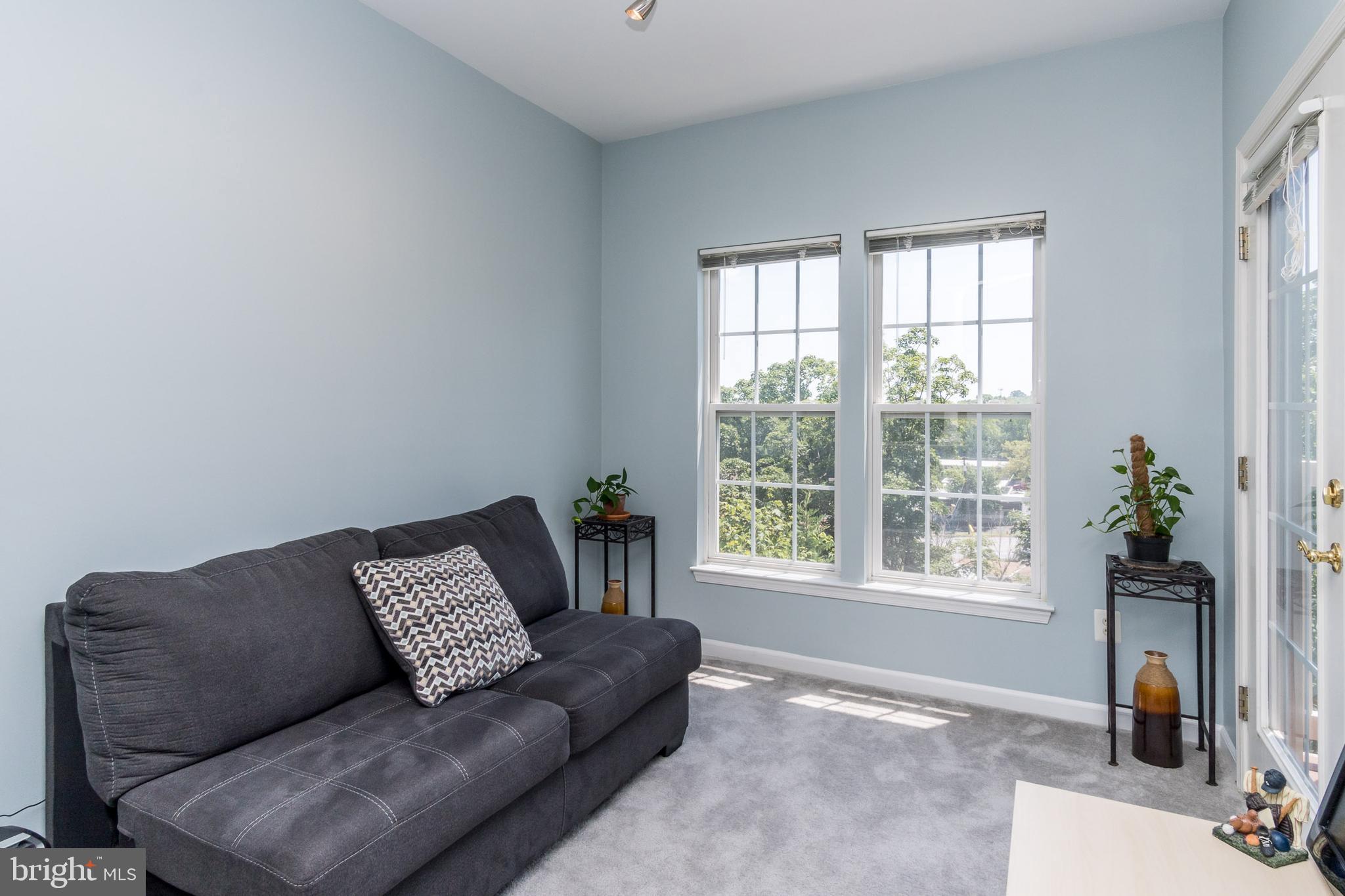 ELKRIDGE CROSSING - Residential