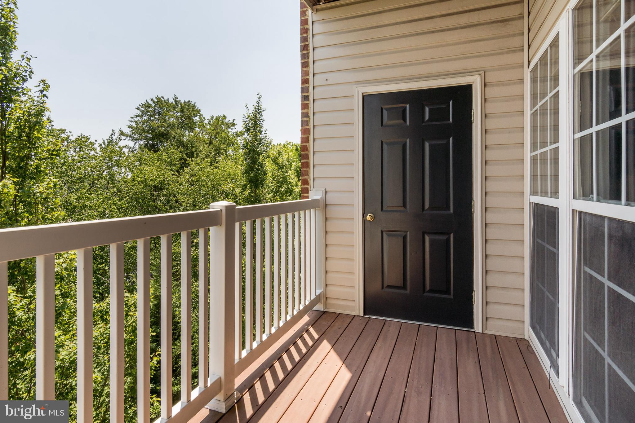 ELKRIDGE CROSSING - Residential