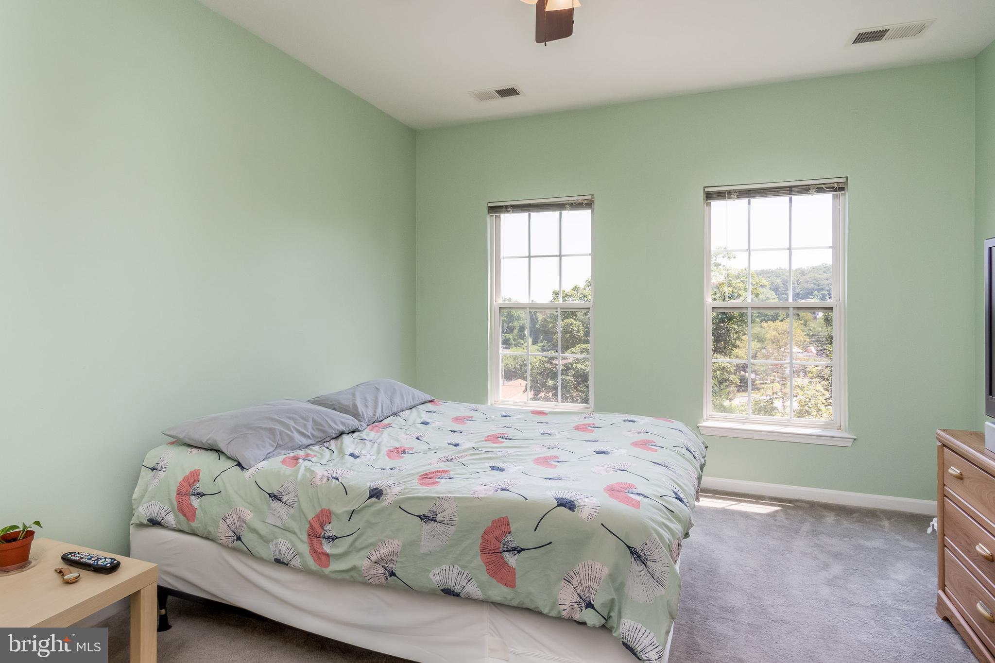 ELKRIDGE CROSSING - Residential