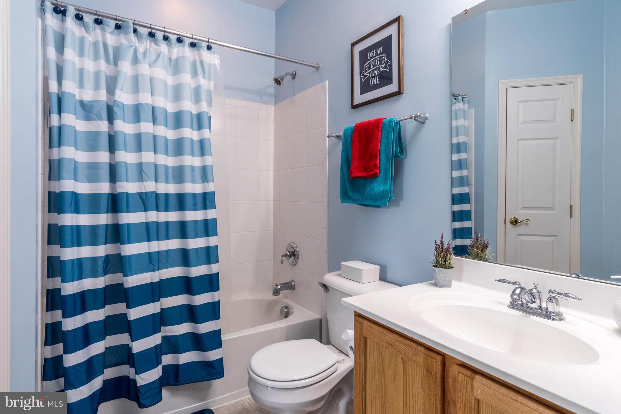 ELKRIDGE CROSSING - Residential