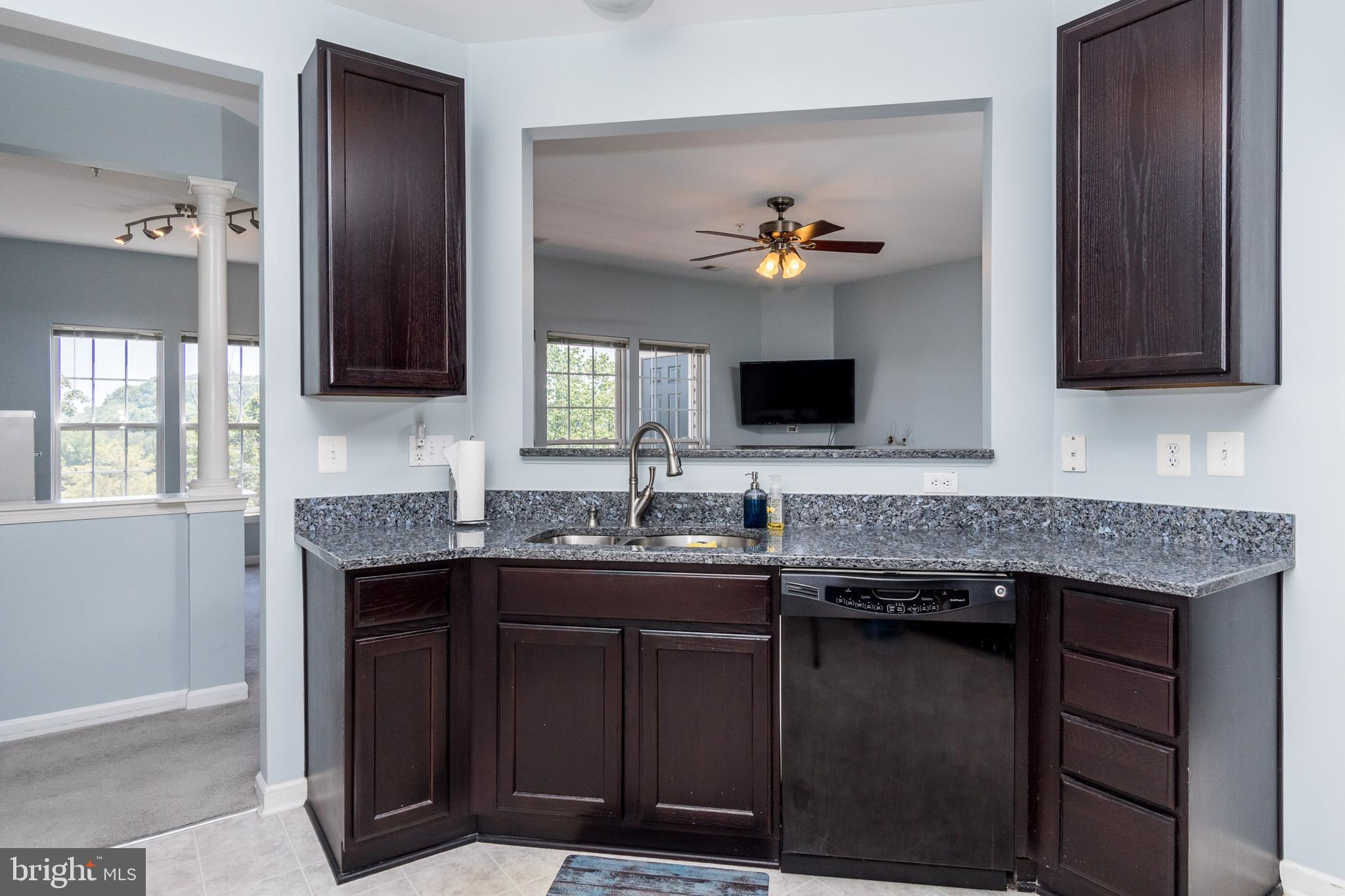 ELKRIDGE CROSSING - Residential