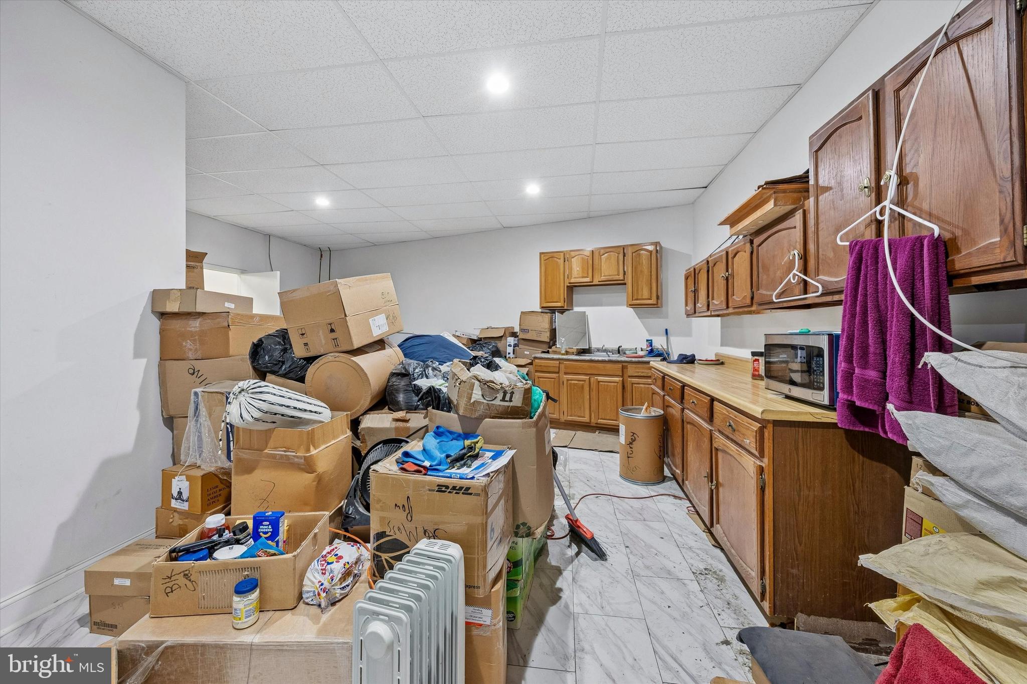 LAWNDALE - Commercial Sale