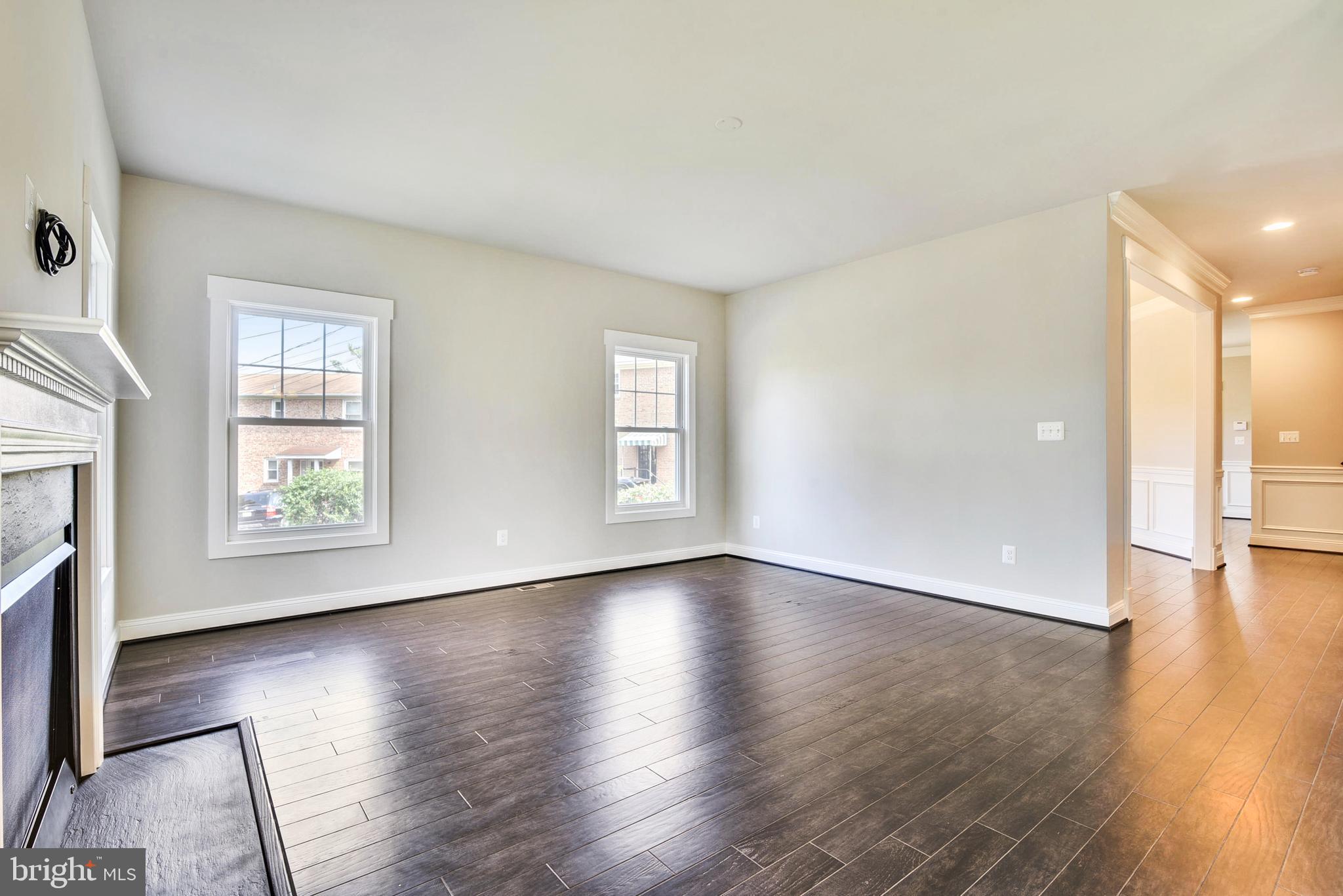 DOUGLAS PARK - Residential