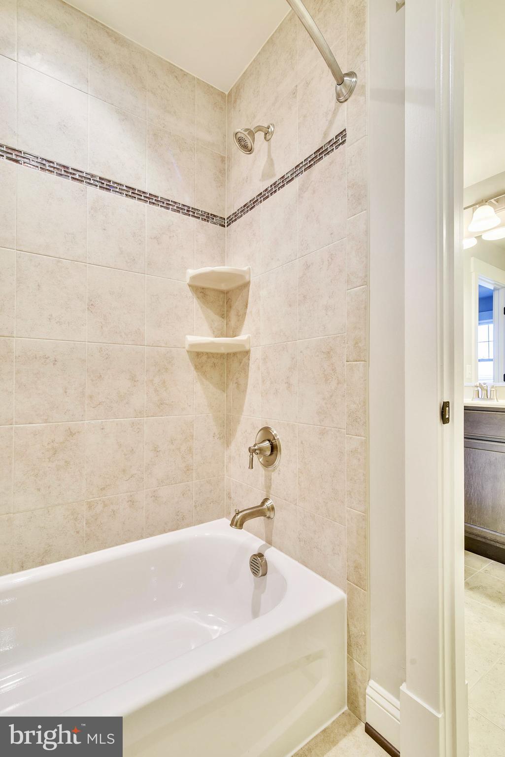 DOUGLAS PARK - Residential