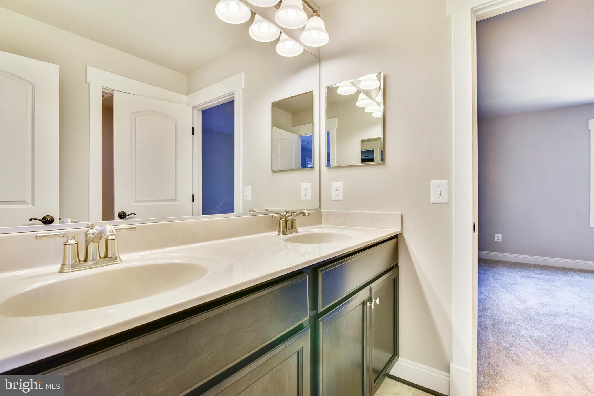 DOUGLAS PARK - Residential