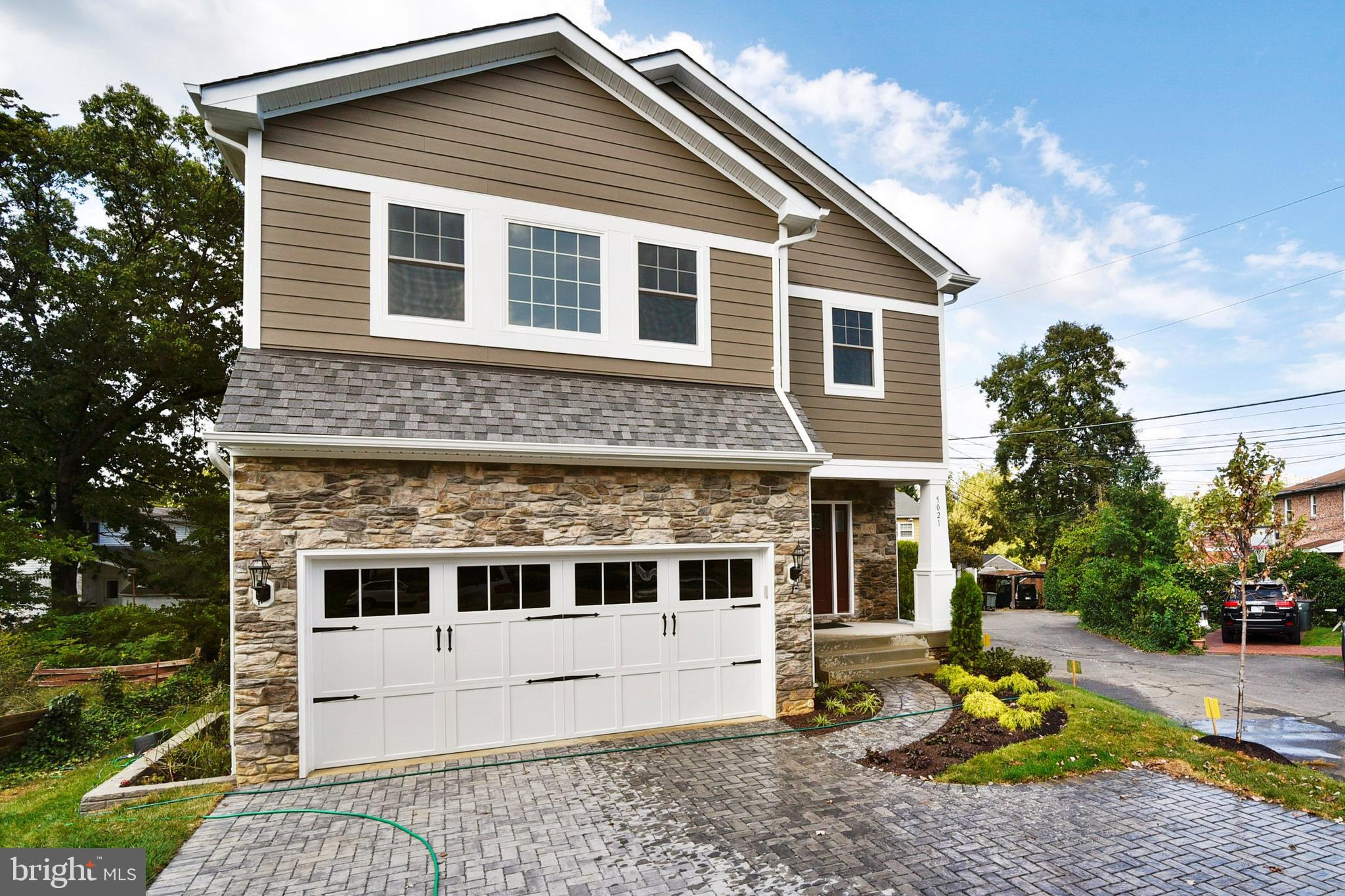 DOUGLAS PARK - Residential