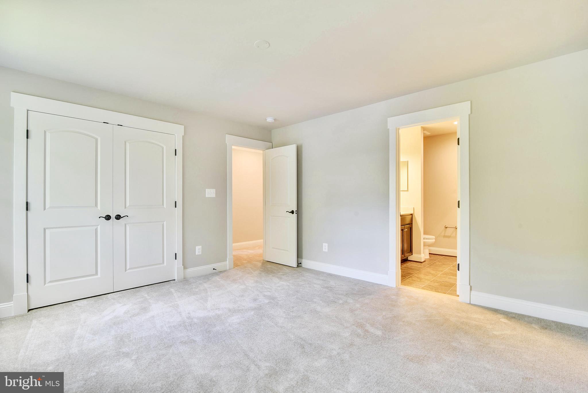 DOUGLAS PARK - Residential