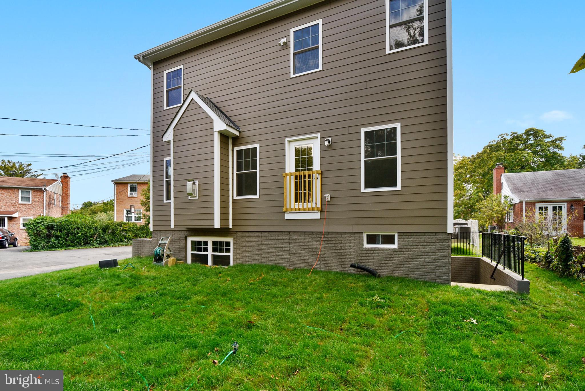 DOUGLAS PARK - Residential