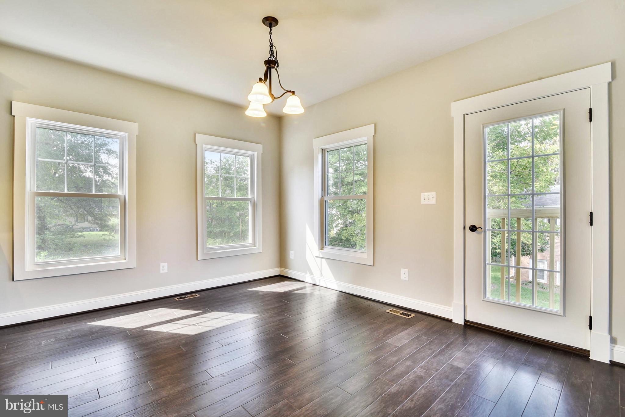 DOUGLAS PARK - Residential