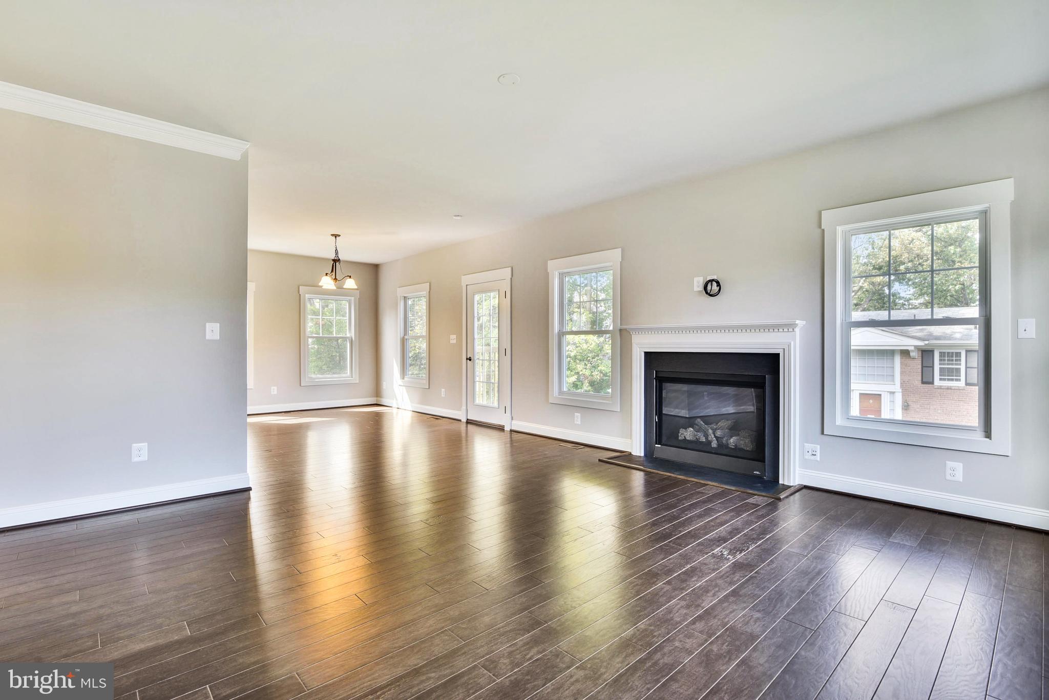 DOUGLAS PARK - Residential