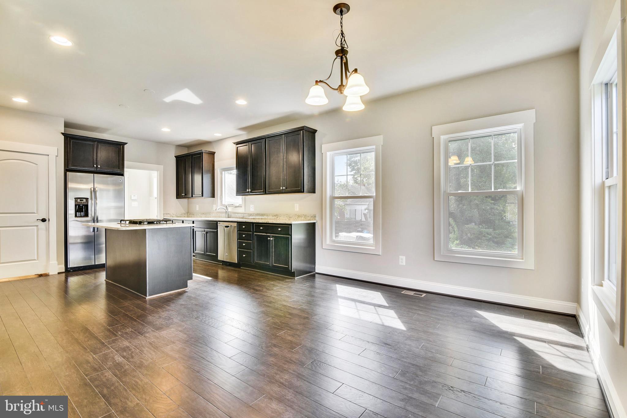 DOUGLAS PARK - Residential